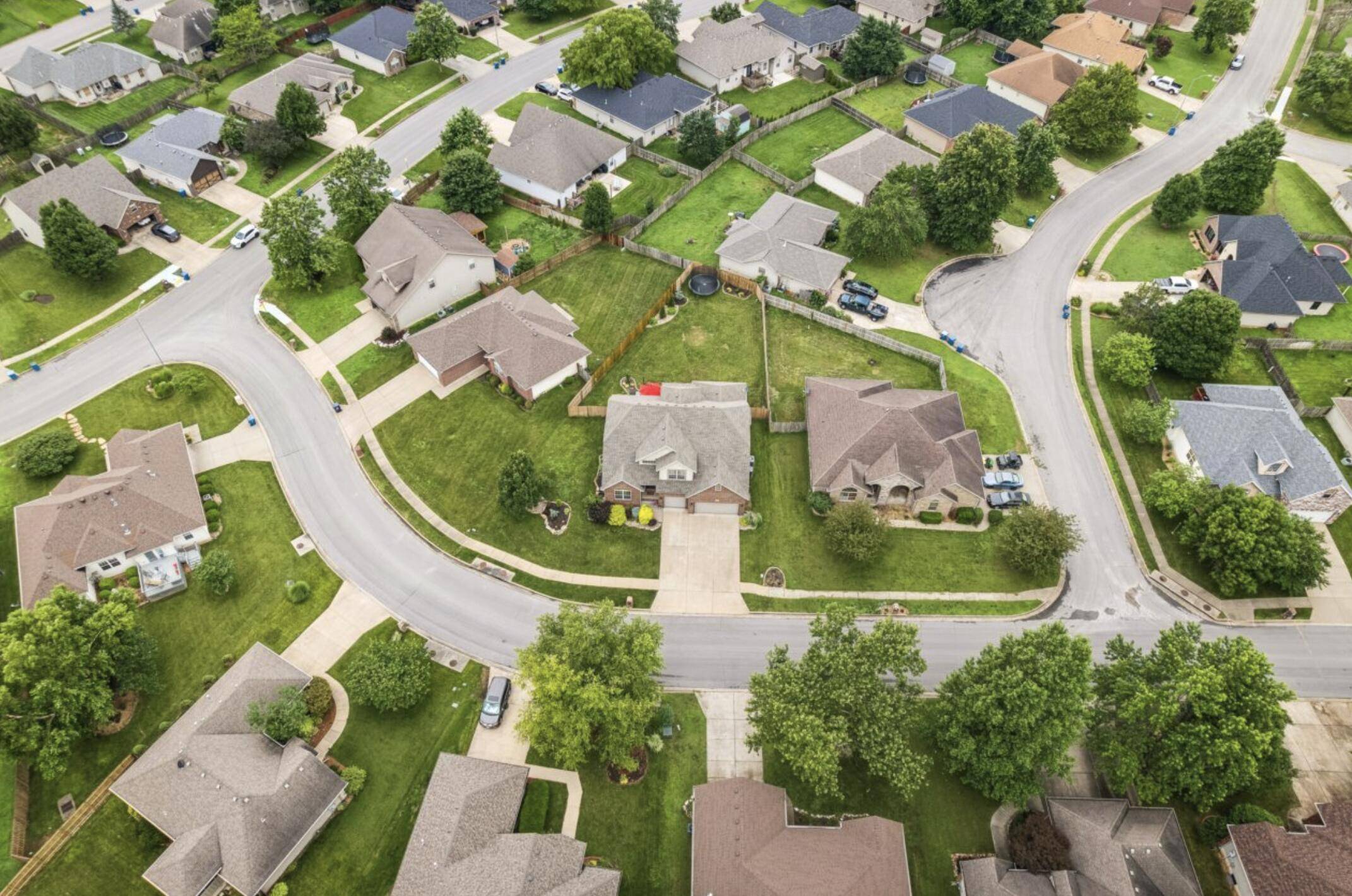 653 Greer AVE, Nixa, MO 65714