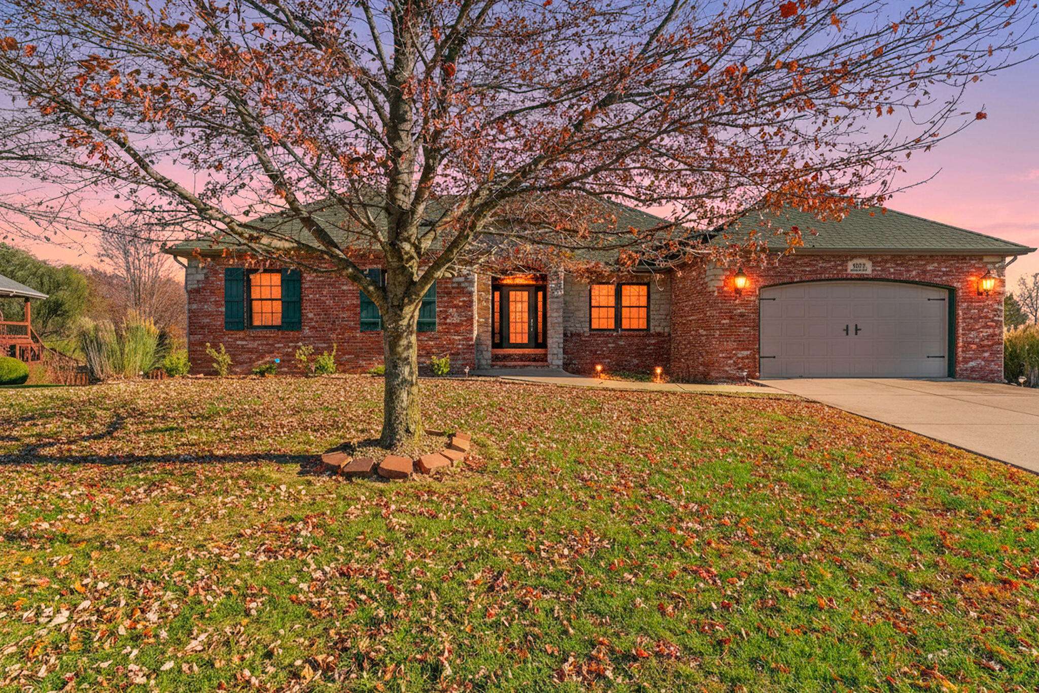 5072 E Hedgerow DR, Springfield, MO 65802
