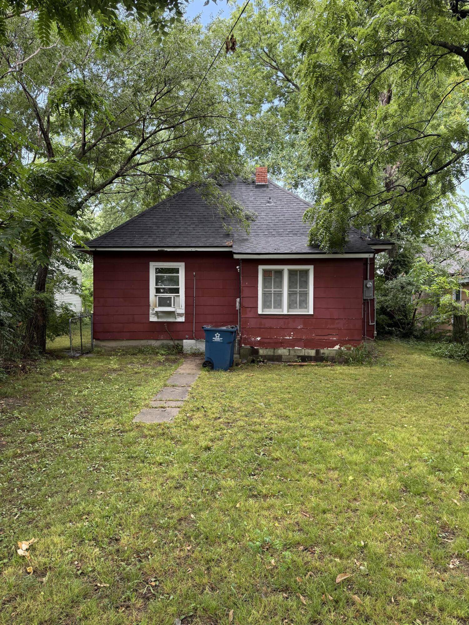 1611 S Pearl AVE, Joplin, MO 64804