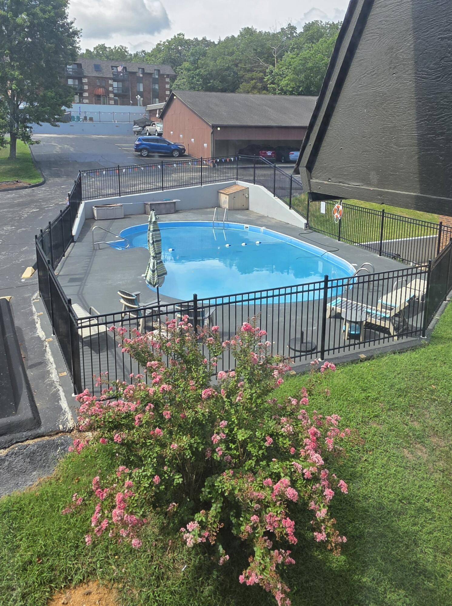 130 Wilshire DR #36, Hollister, MO 65672