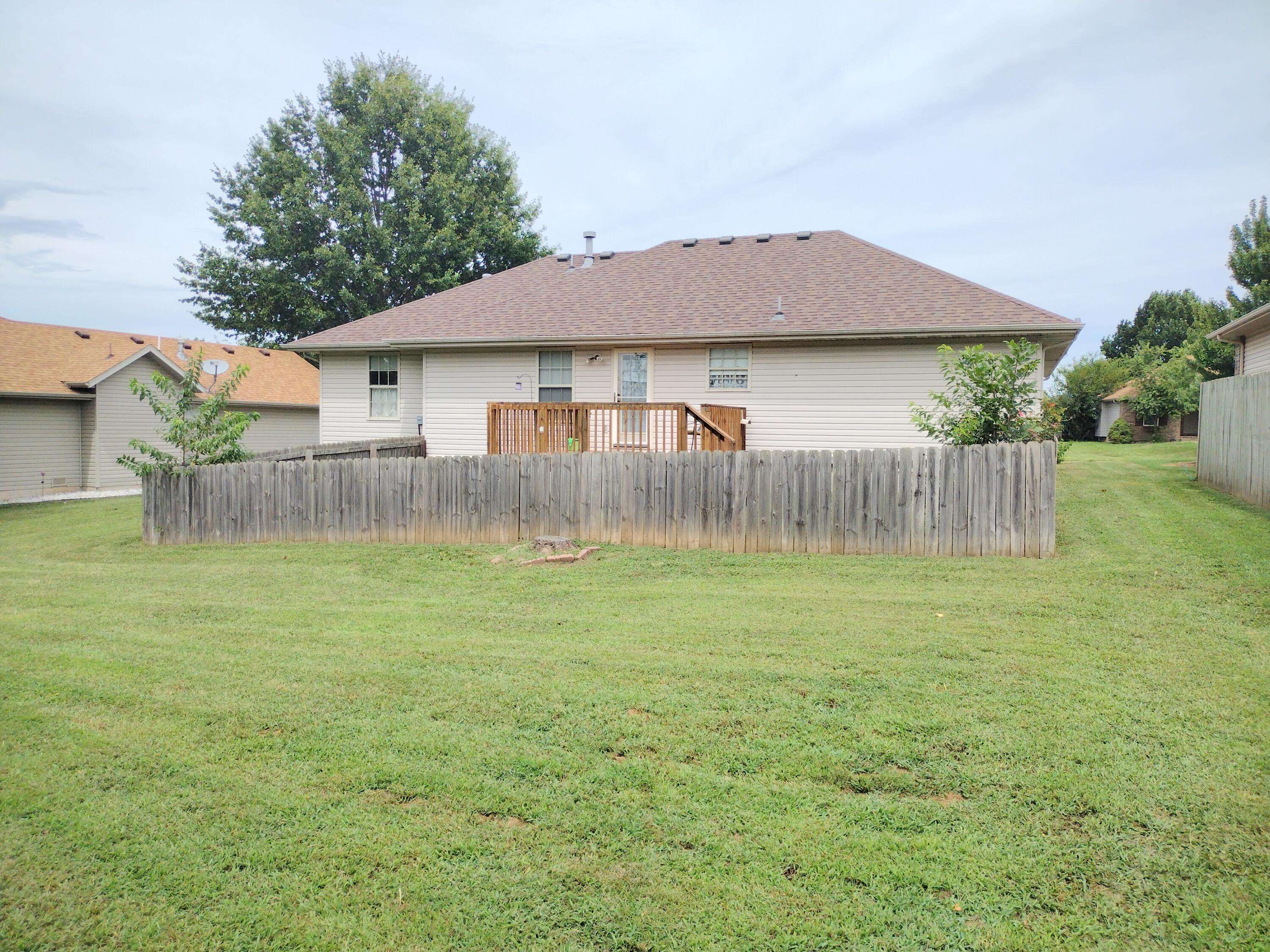 988 W Pembrook AVE, Nixa, MO 65714