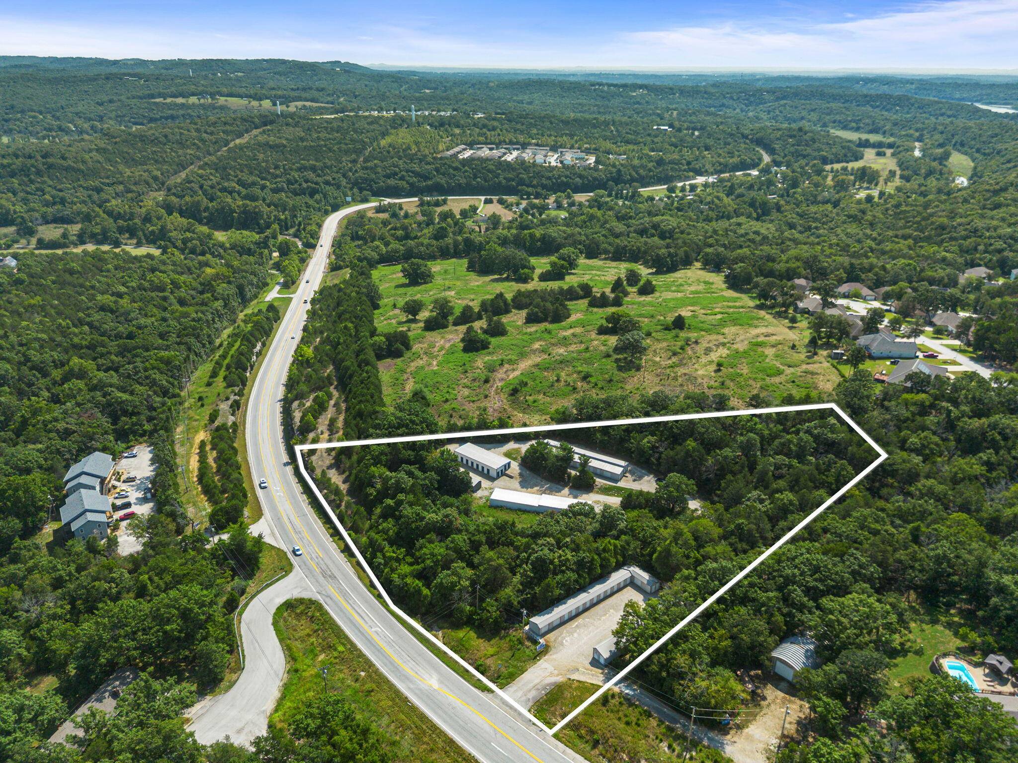 912 State Highway F, Branson, MO 65616