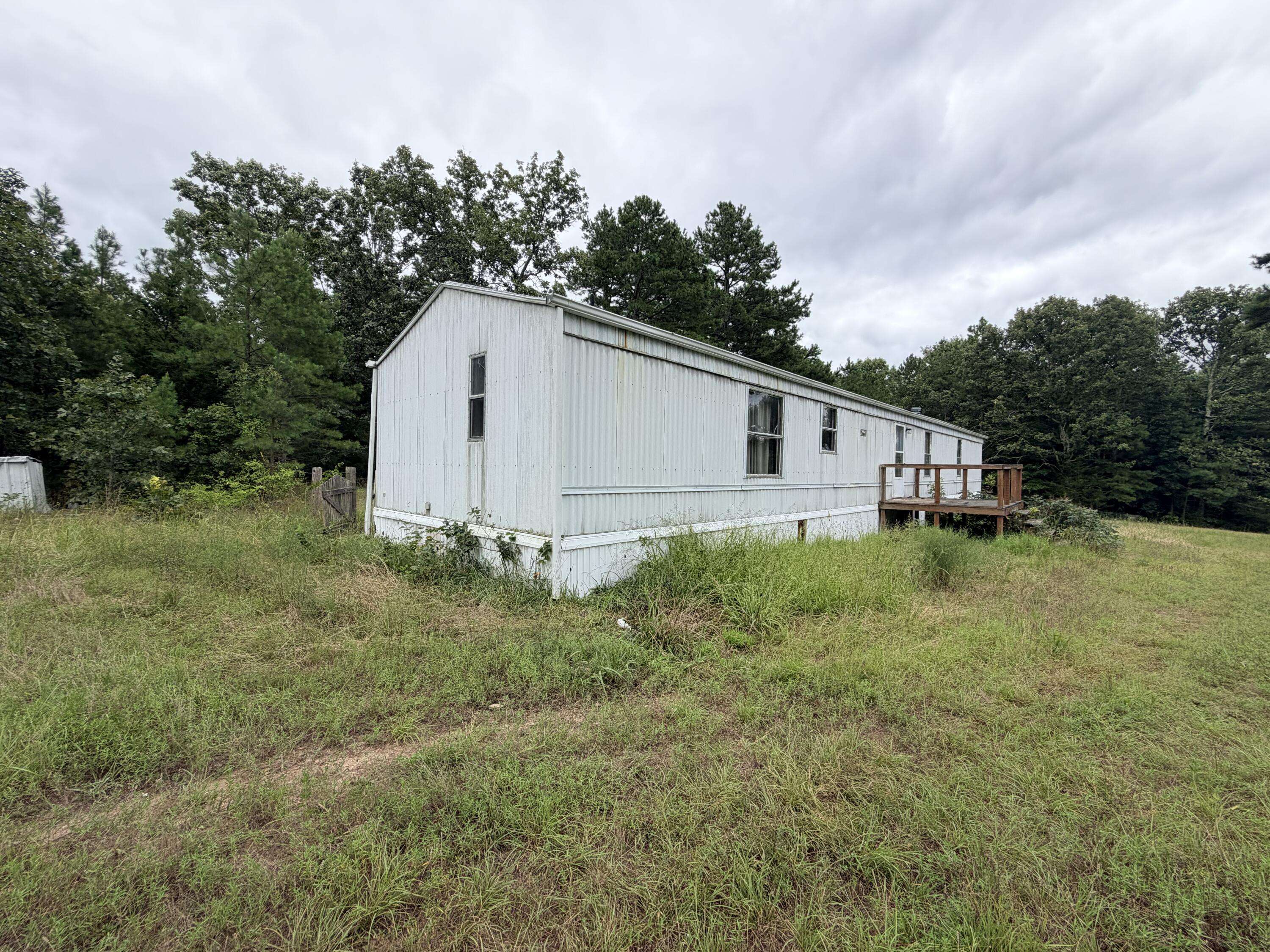 5938 Cr-585, Winona, MO 65588