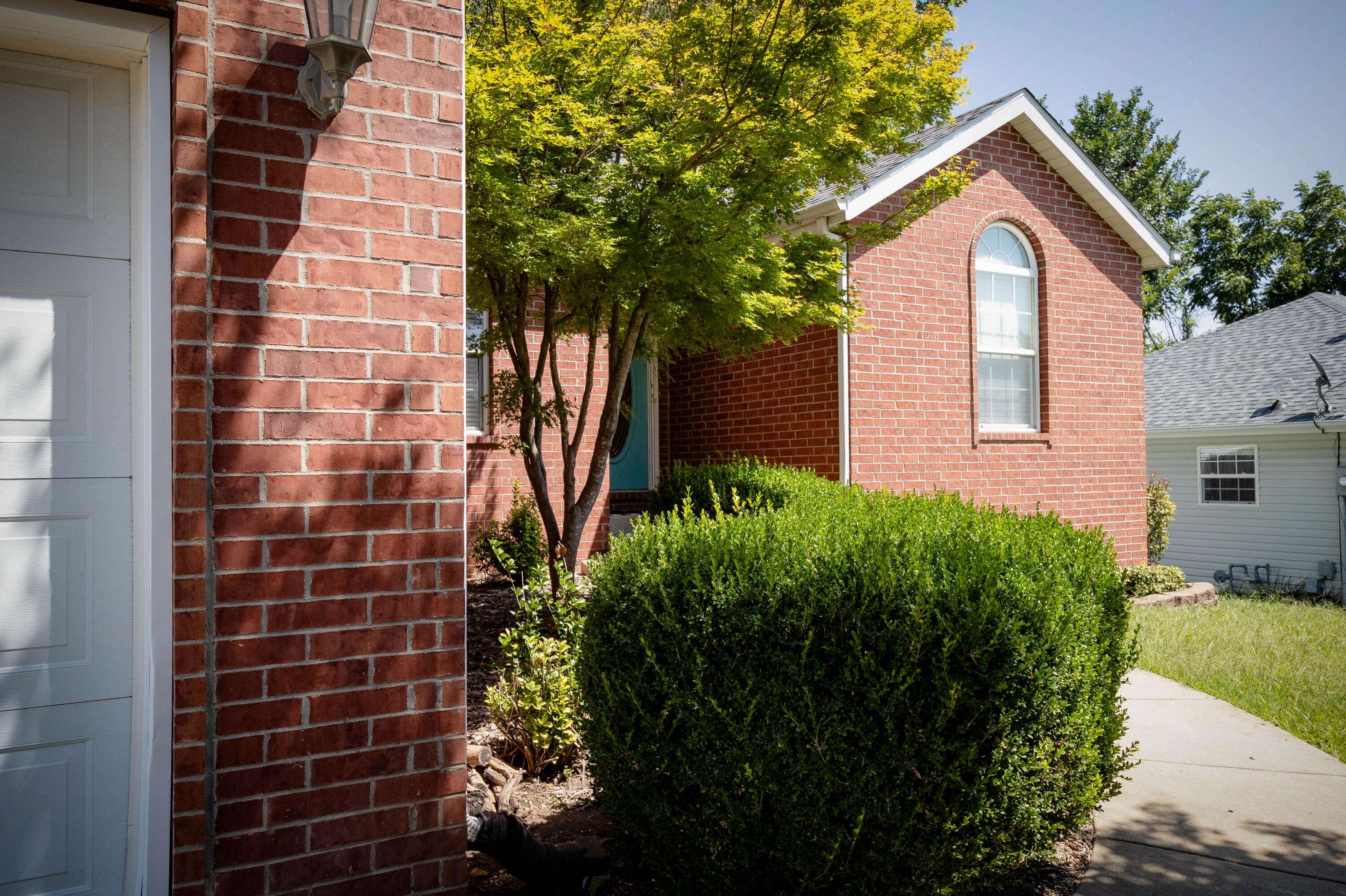 107 W Twin Oak DR, Nixa, MO 65714