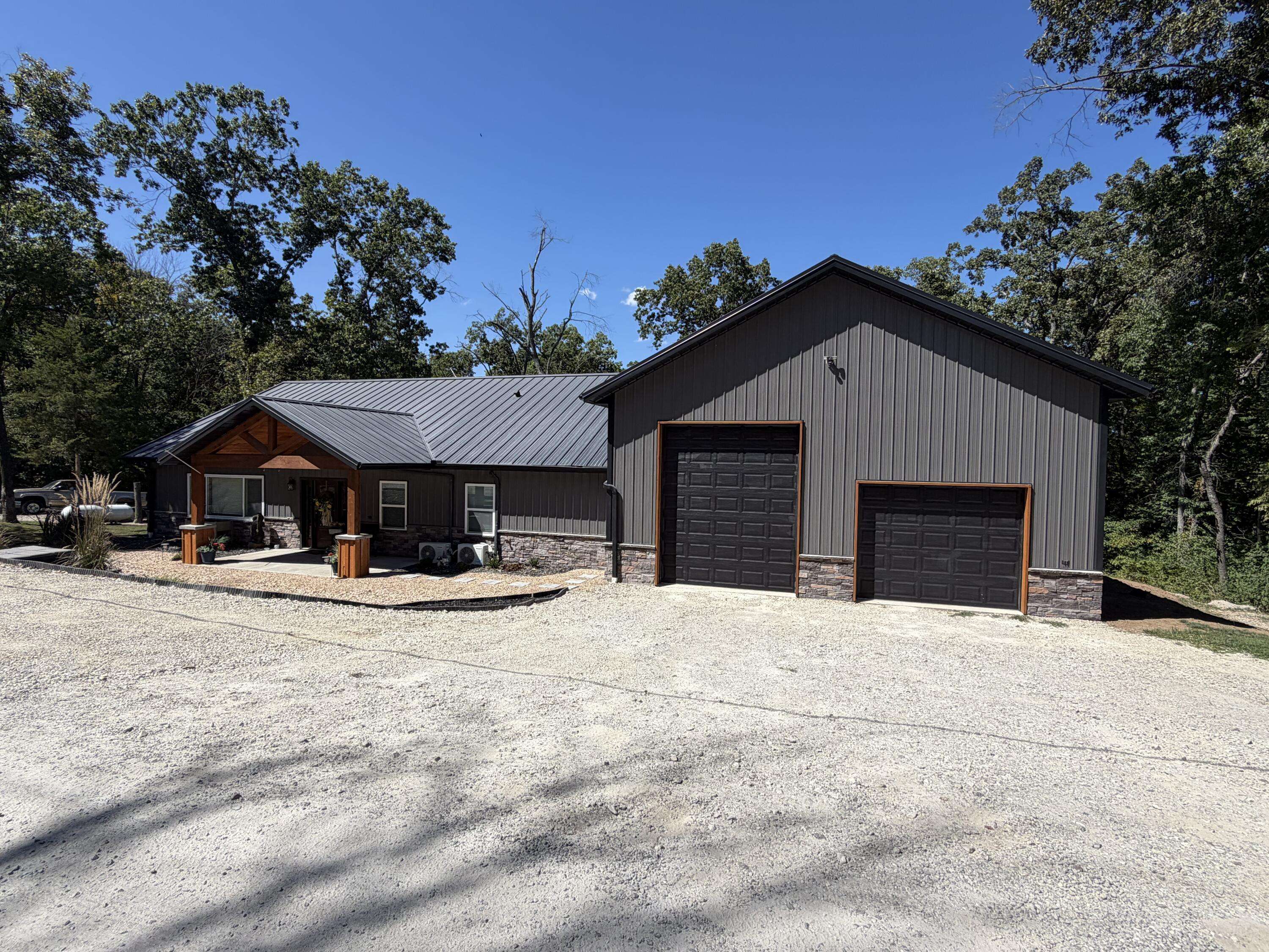 815 Fish N Fun DR, Shell Knob, MO 65747