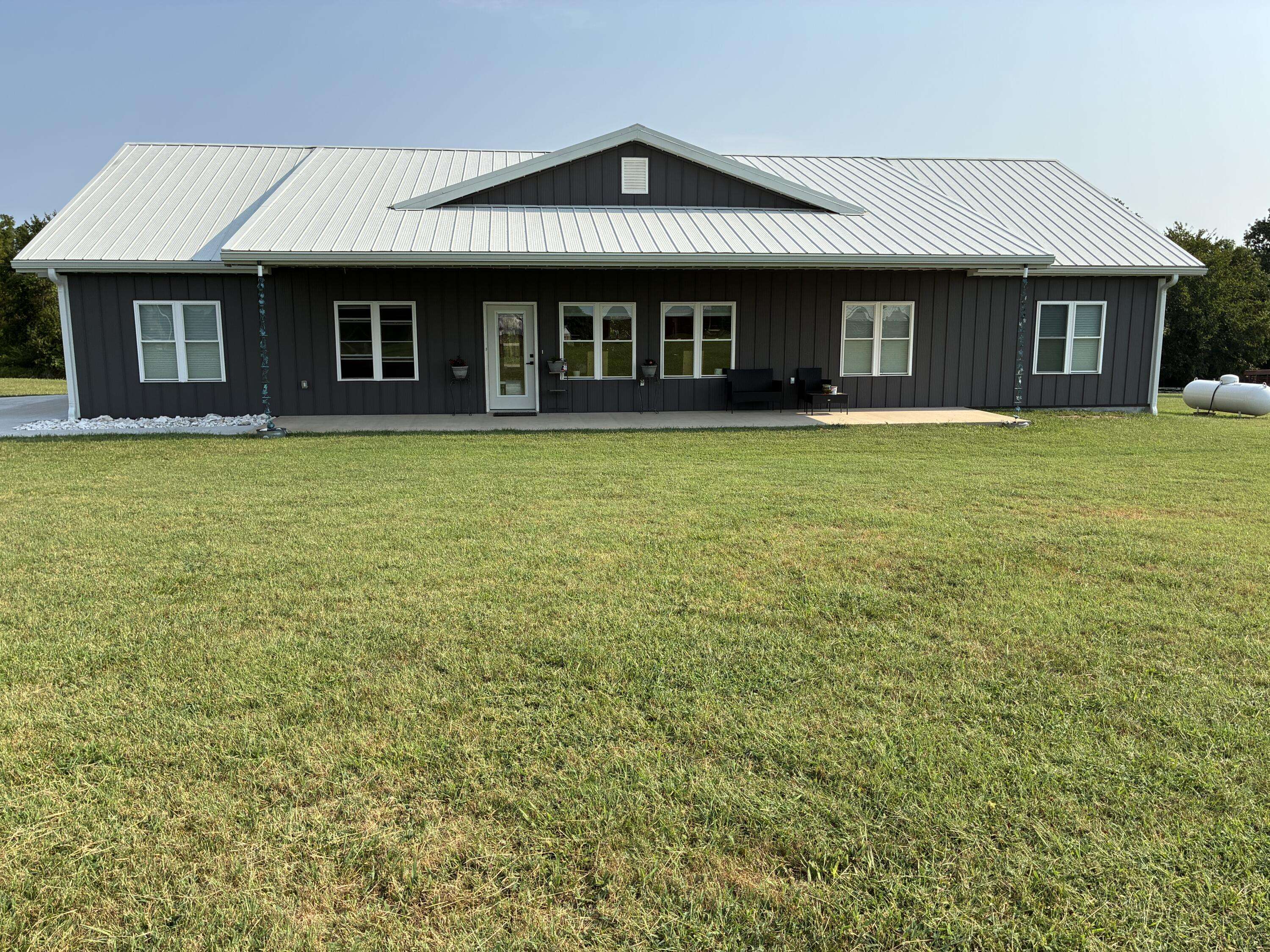 17169 N White Oak Ridge RD, Pea Ridge, AR 72751
