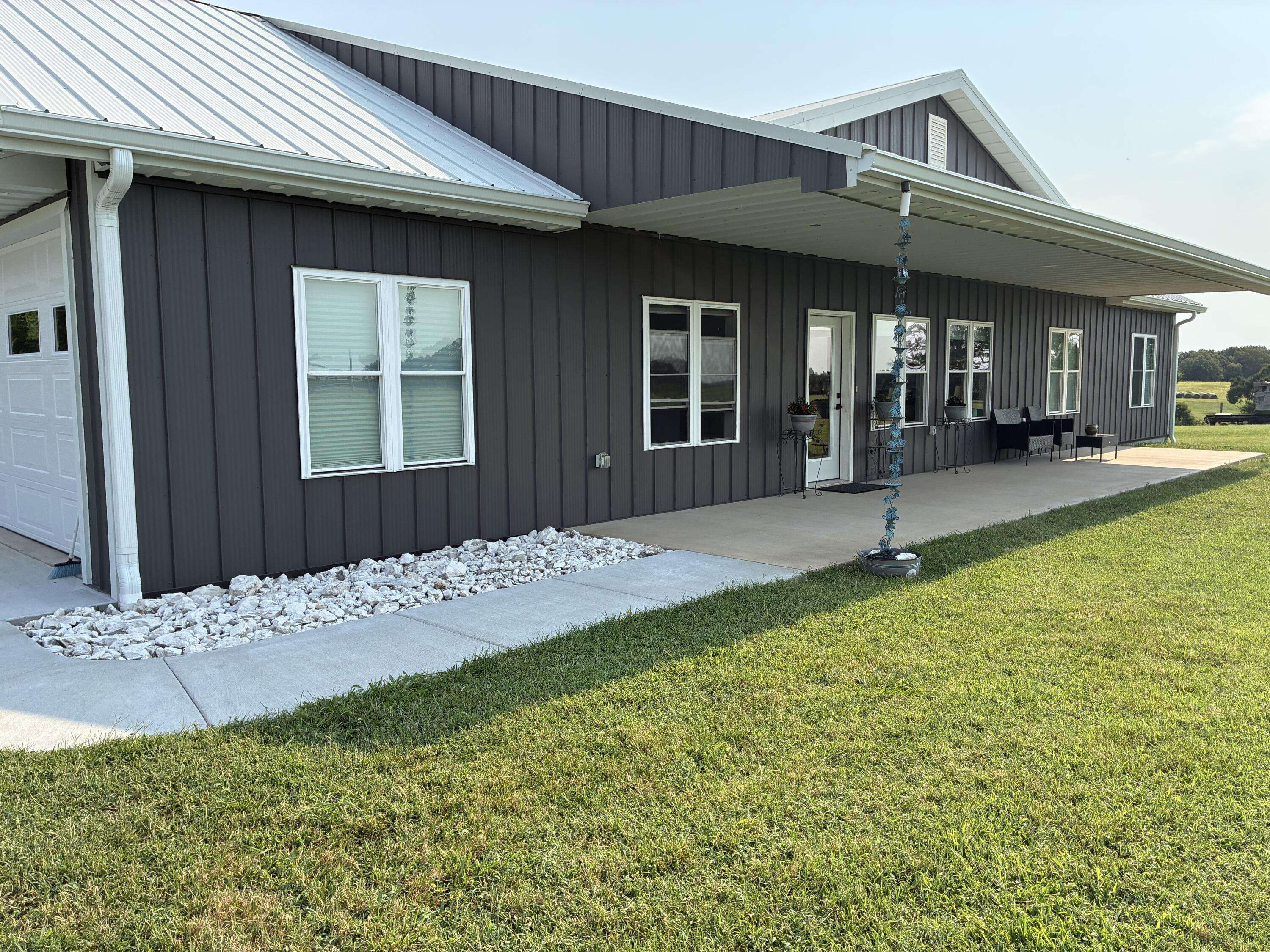17169 N White Oak Ridge RD, Pea Ridge, AR 72751