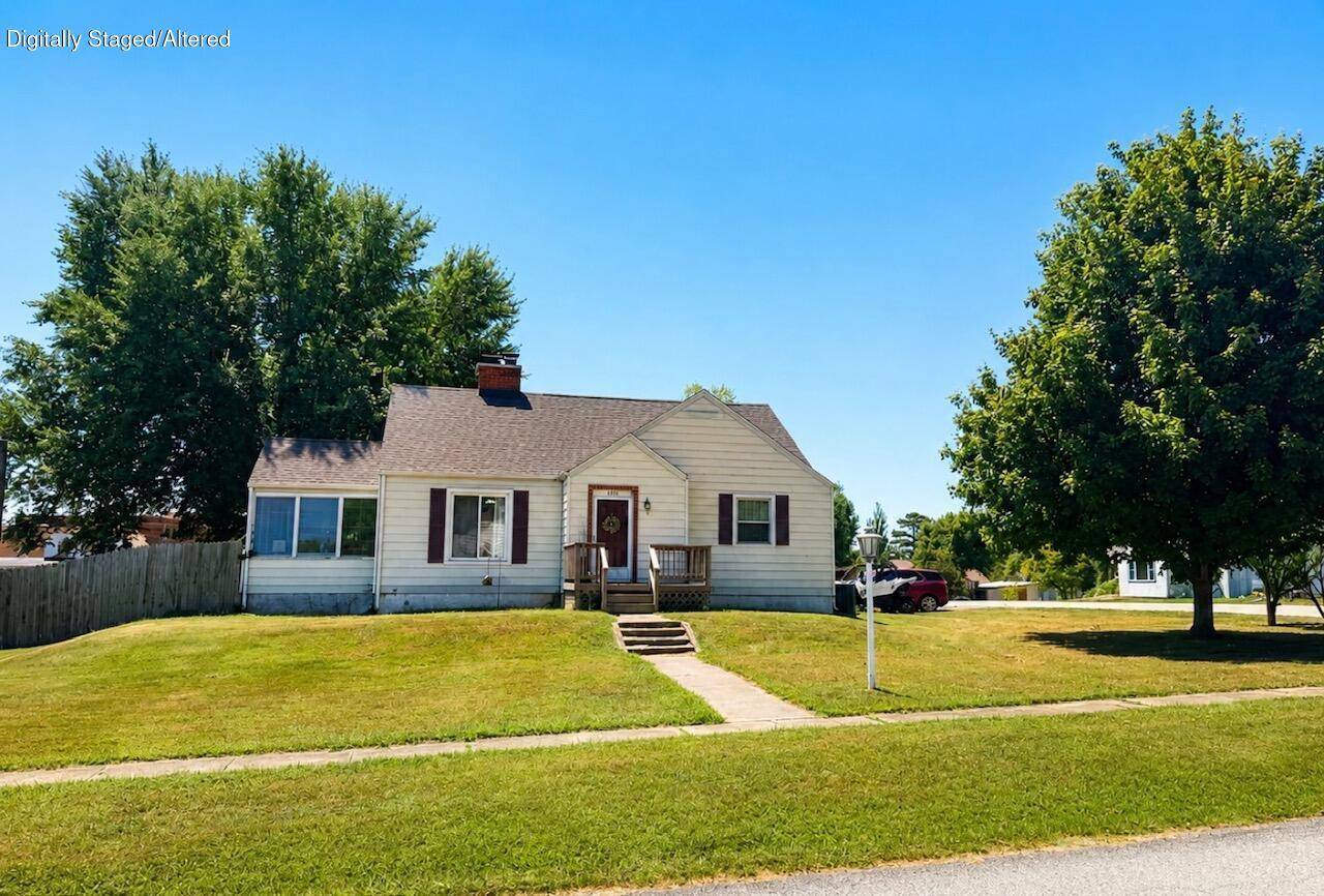 1015 Durnell ST, Cabool, MO 65689