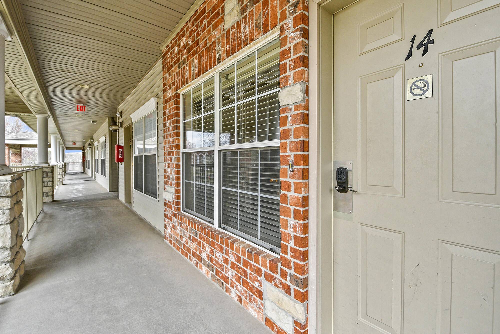 201 Golfview DR #1-14, Branson, MO 65616