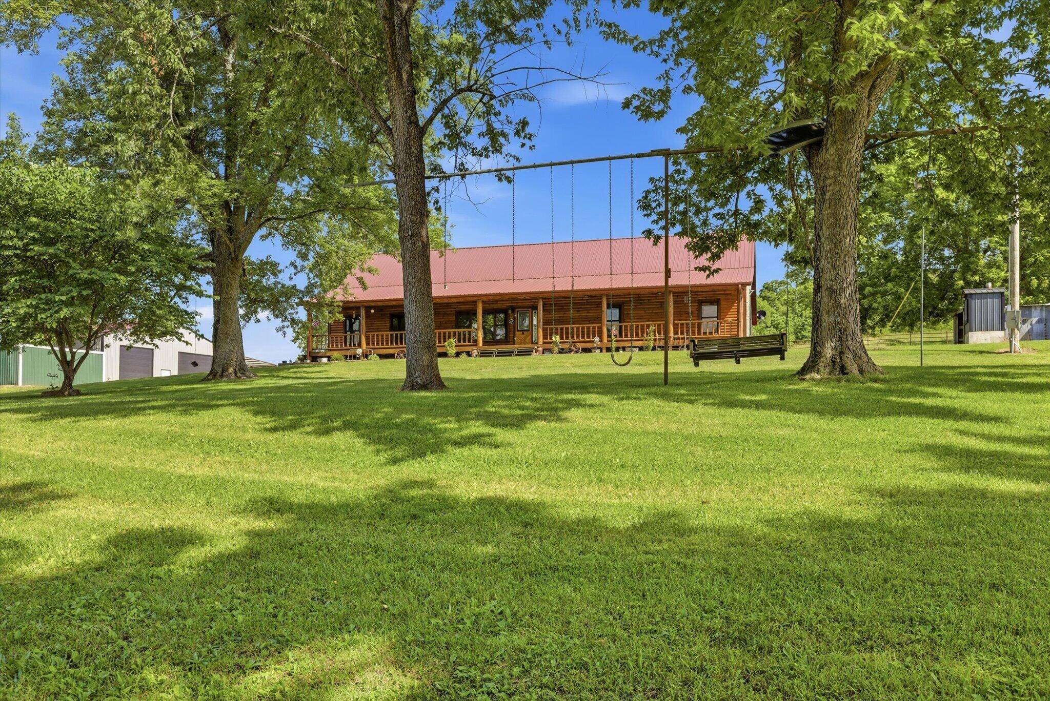 1518 Sandhill LN, Fordland, MO 65652