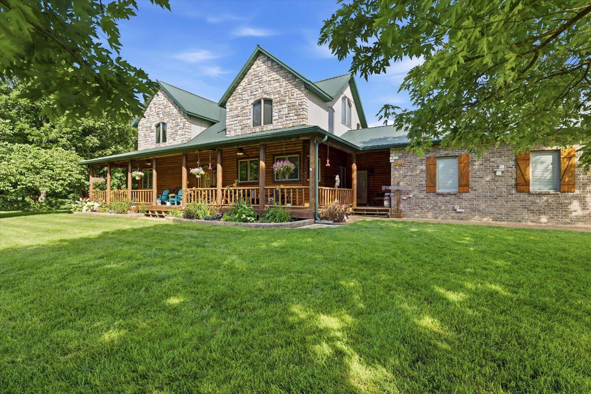1545 Sandhill LN, Fordland, MO 65652