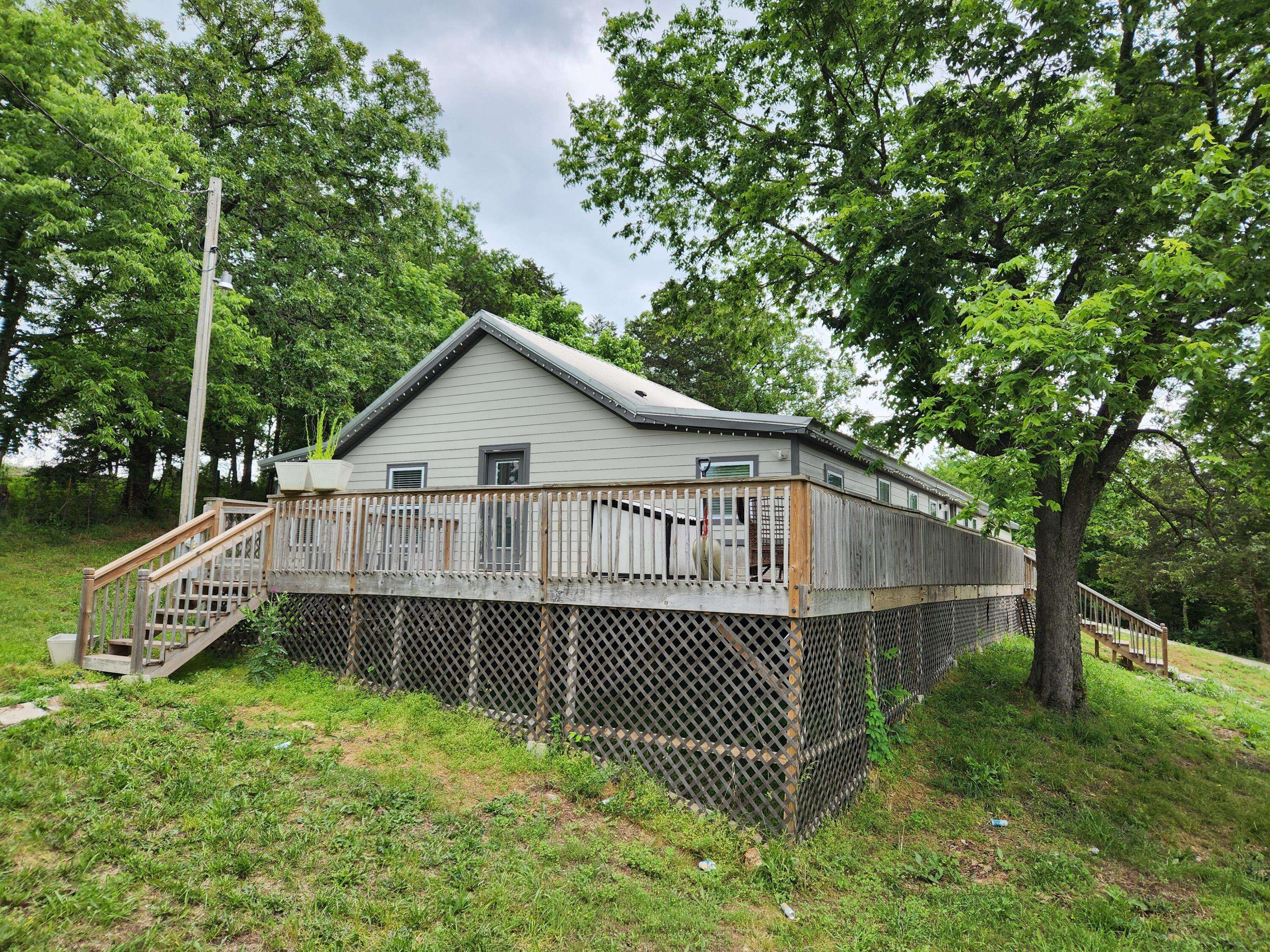131 Shady LN, Washburn, MO 65772