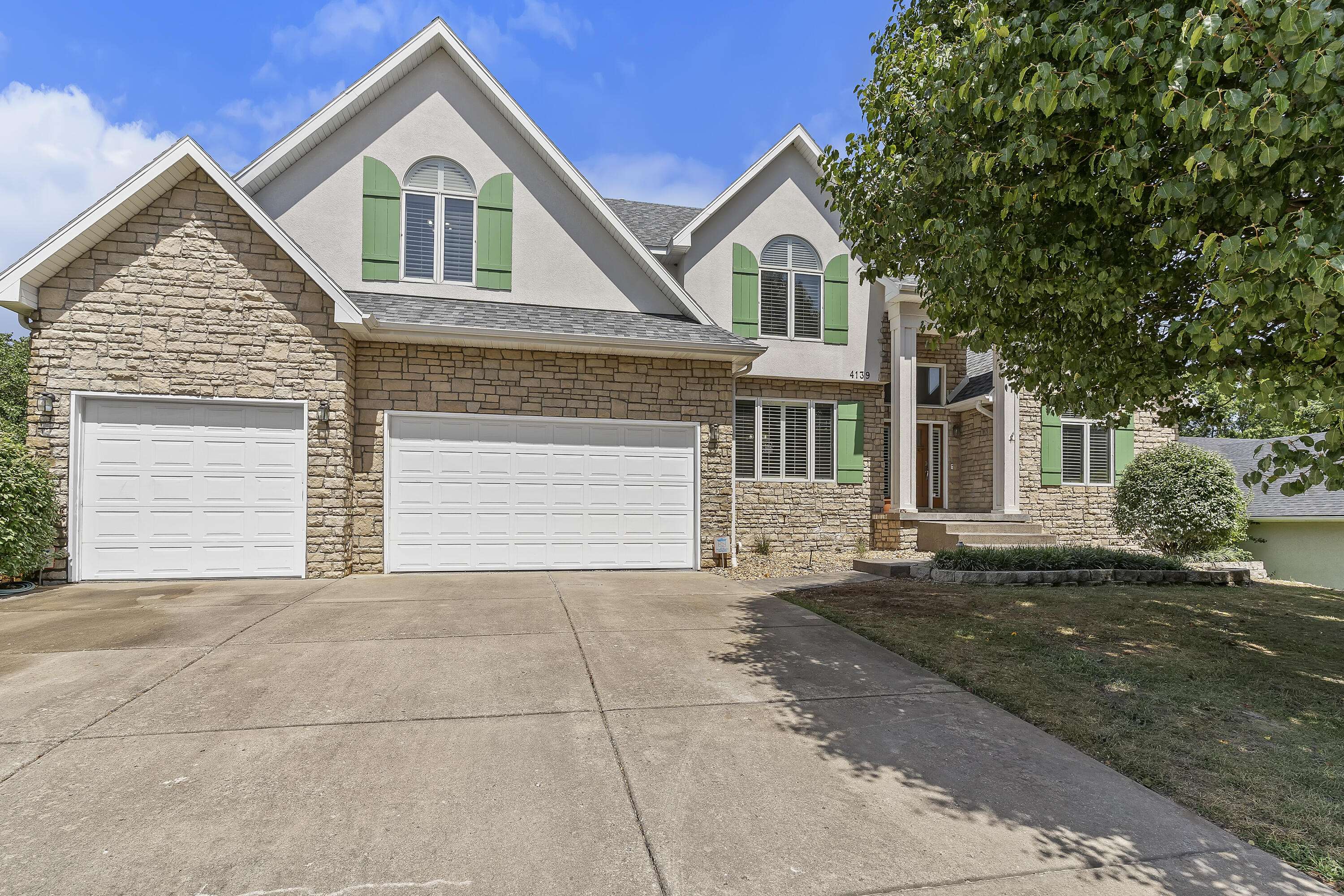 4139 E Windsong ST, Springfield, MO 65809