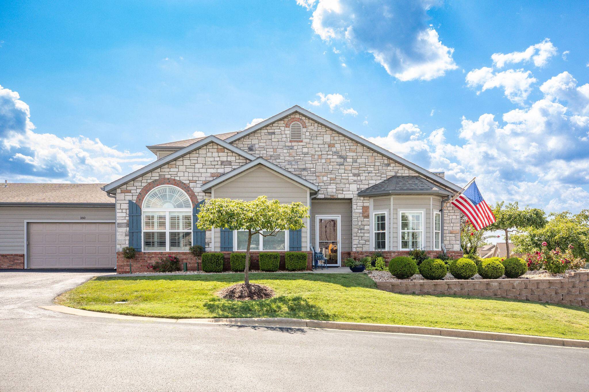160 Rue De Villas CIR, Branson, MO 65616