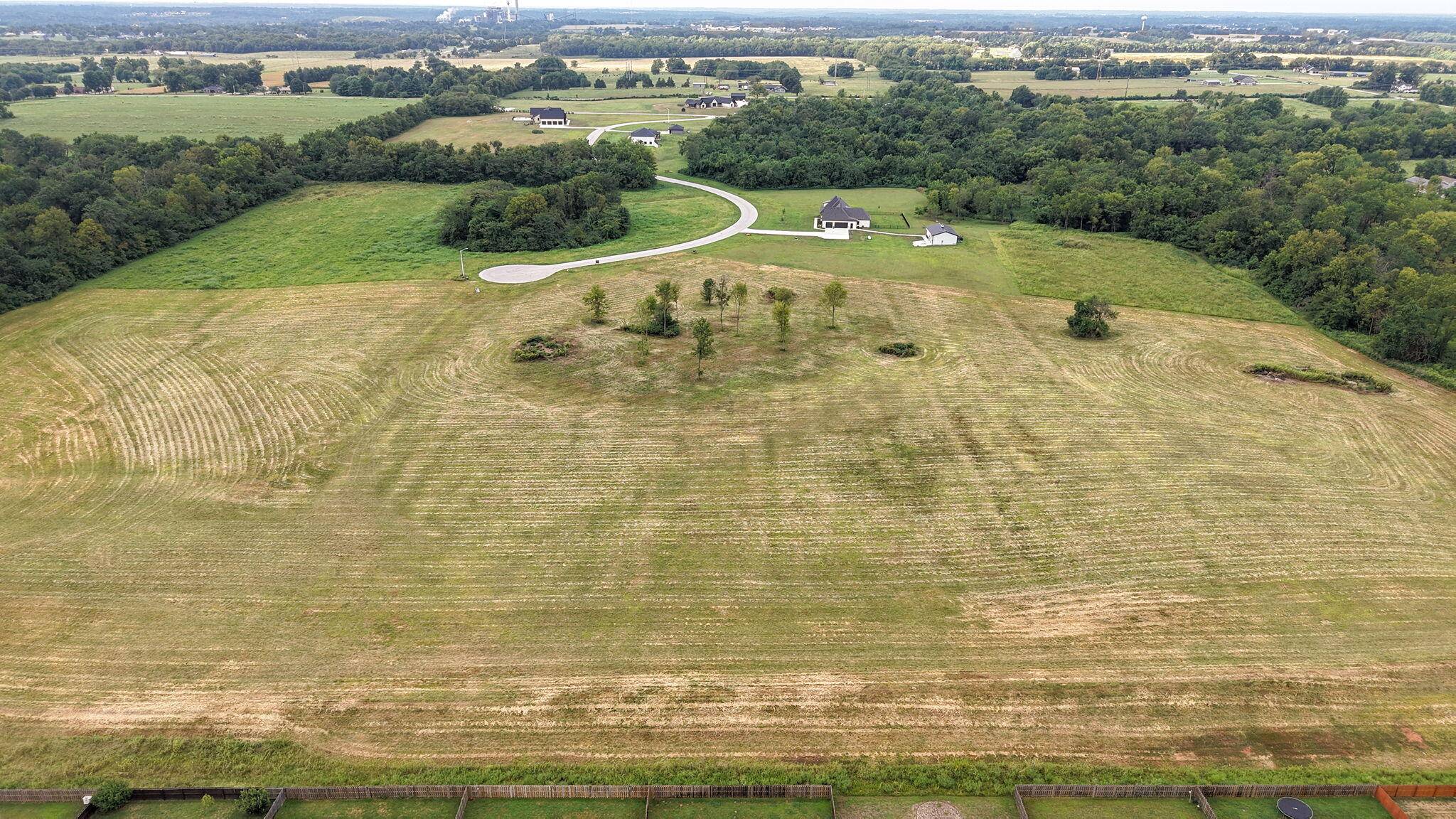 Tbd S Zary LN, Springfield, MO 65802