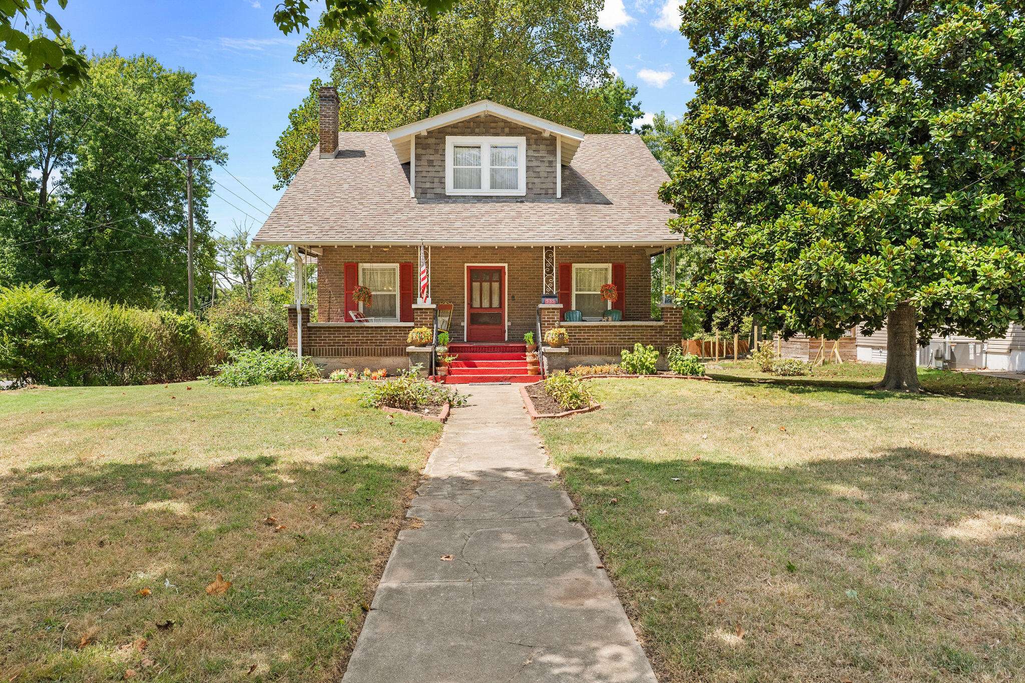 535 S Lincoln AVE, Aurora, MO 65605