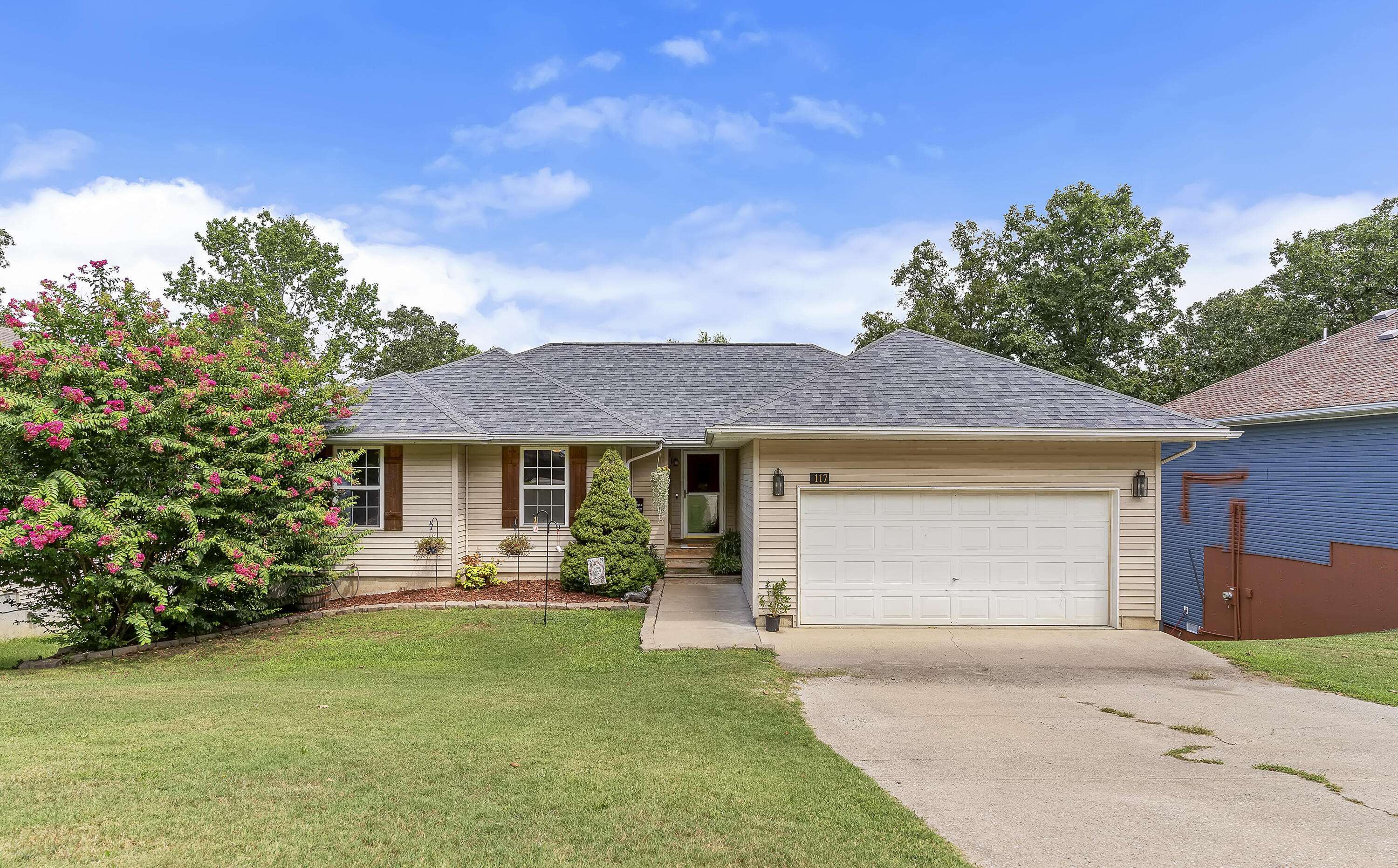 117 Shiloh ST, Branson, MO 65616