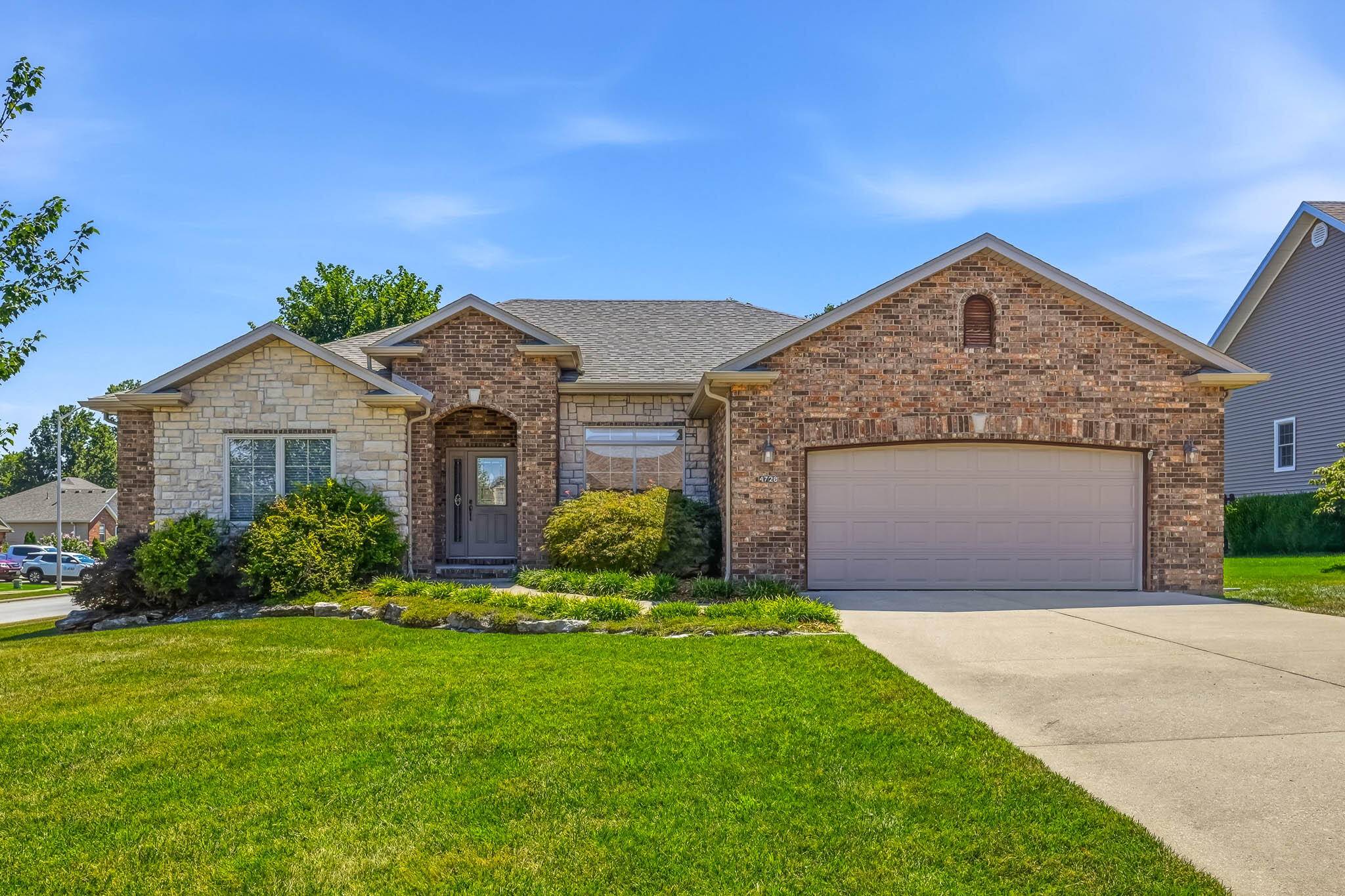 4728 W Minota ST, Springfield, MO 65802
