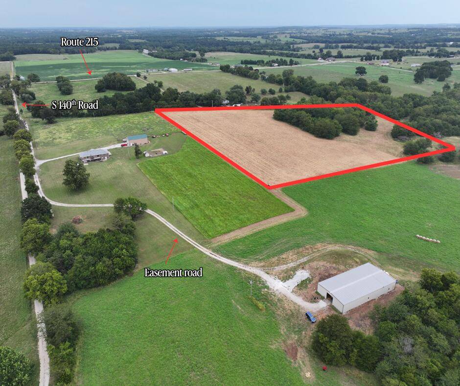 000 S 140th RD, Morrisville, MO 65710