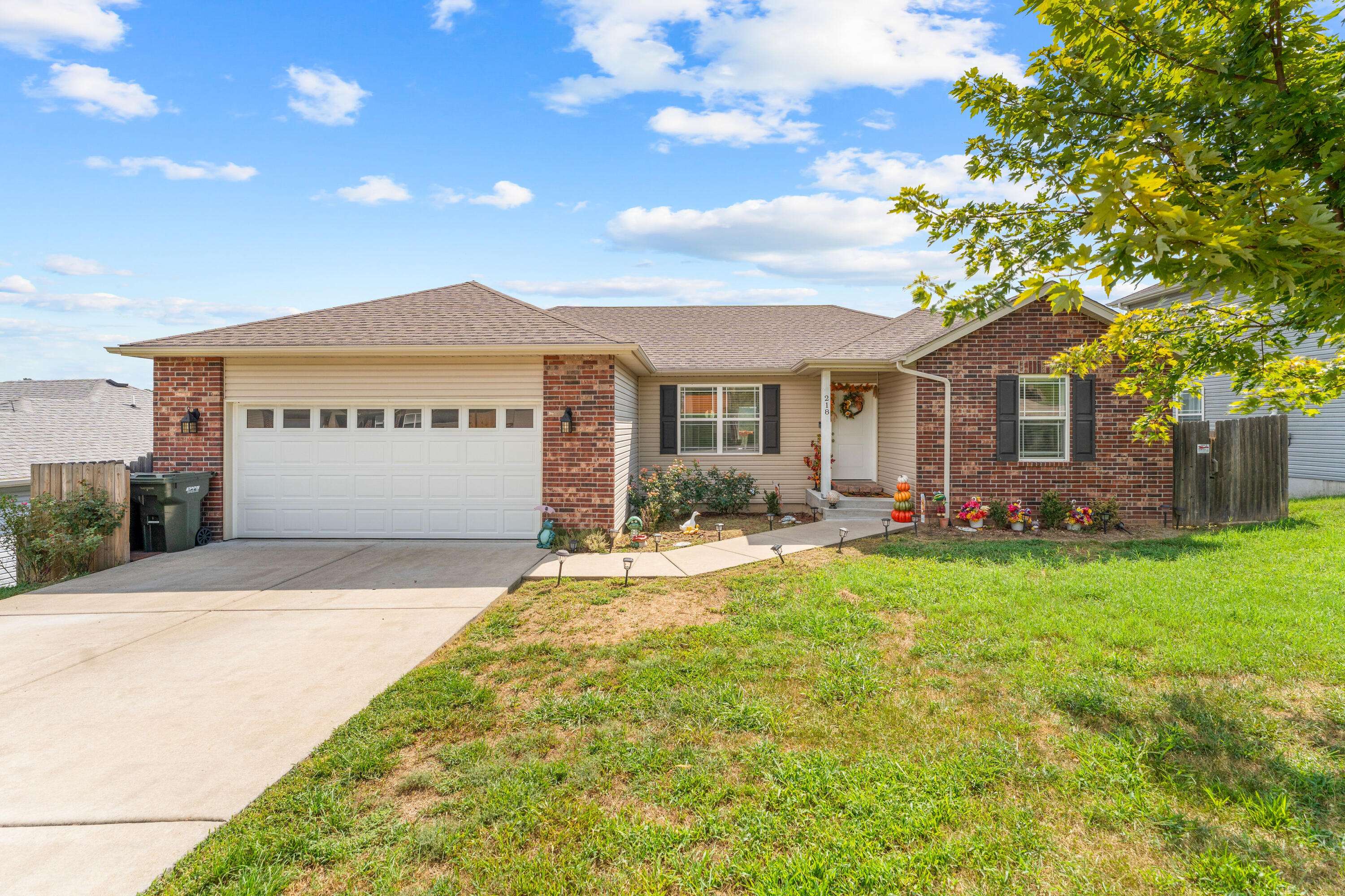 218 Windridge ST, Branson, MO 65616