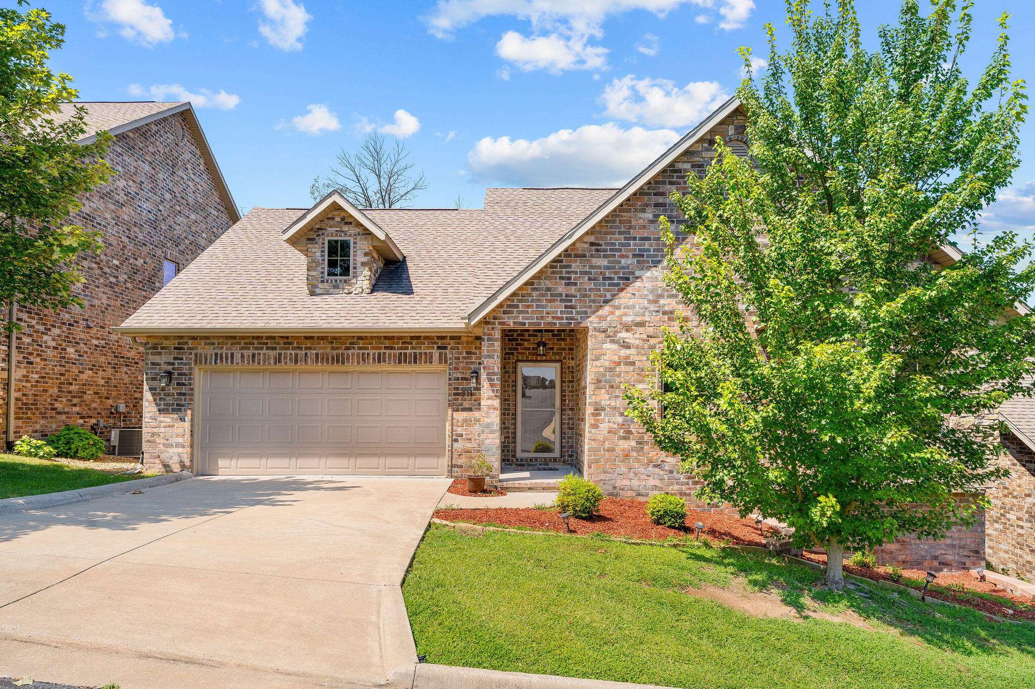 311 Stillwood DR, Branson, MO 65616