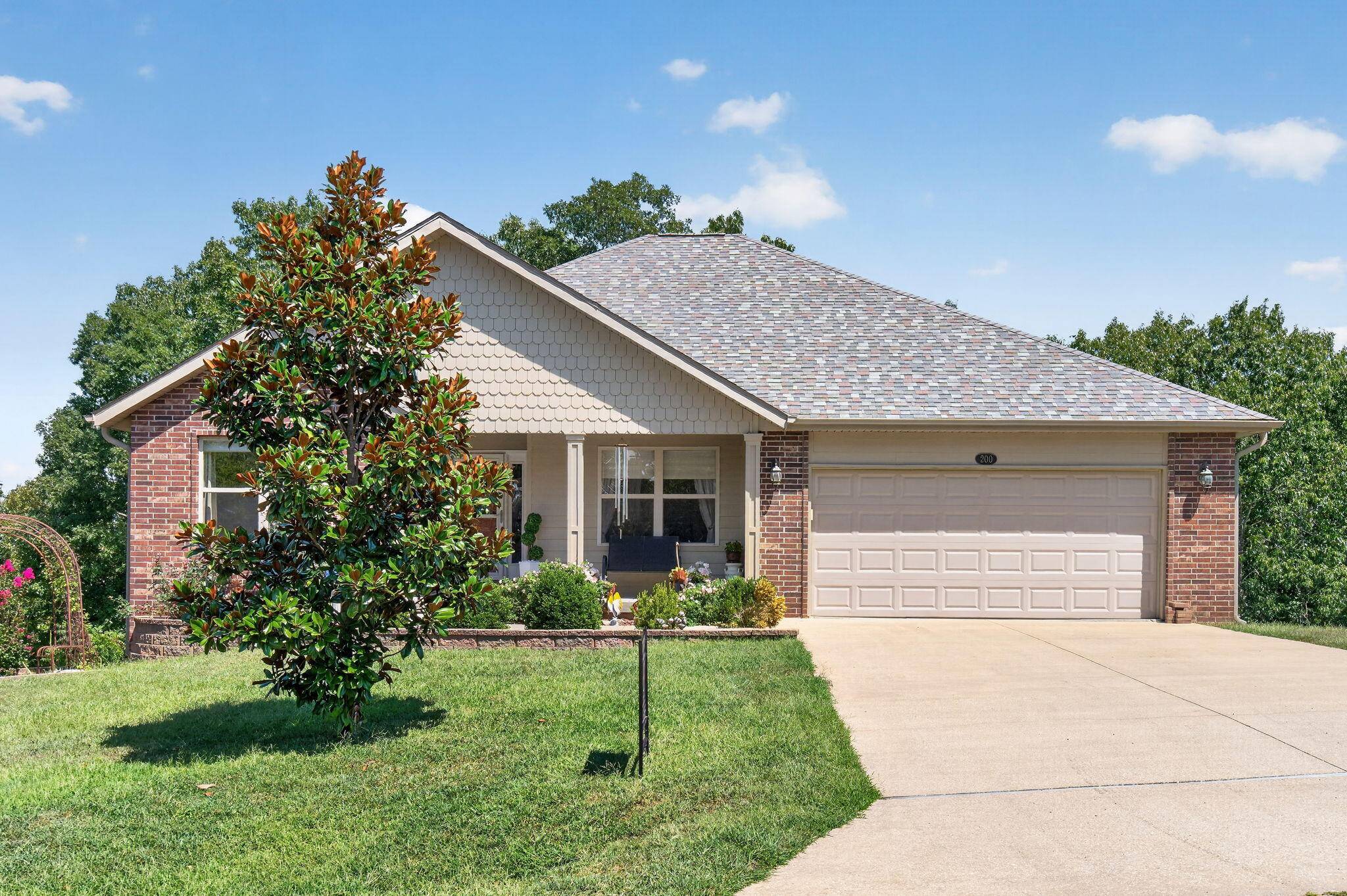 200 North Point CT, Branson, MO 65616