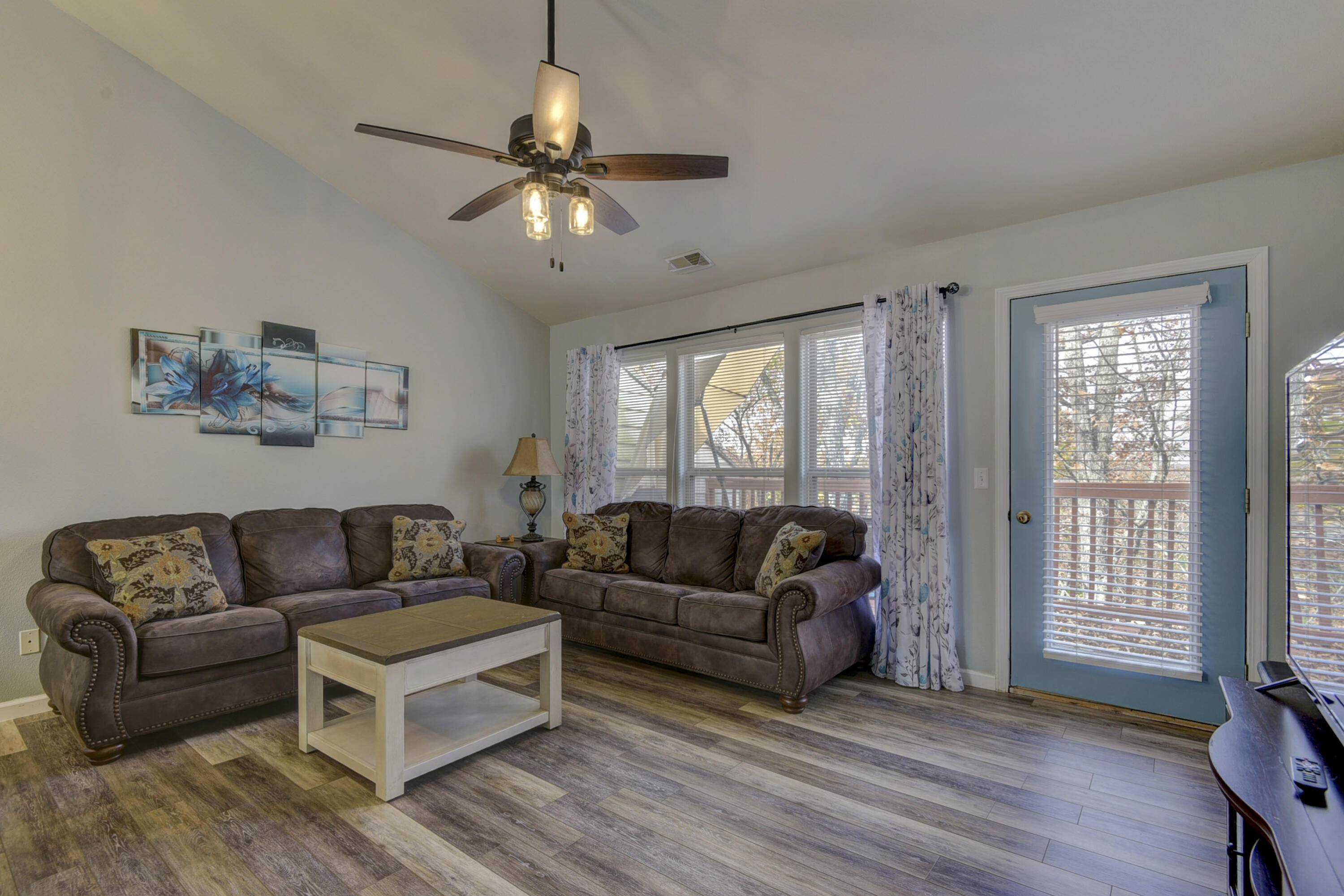154 Oak LN #5, Branson West, MO 65737