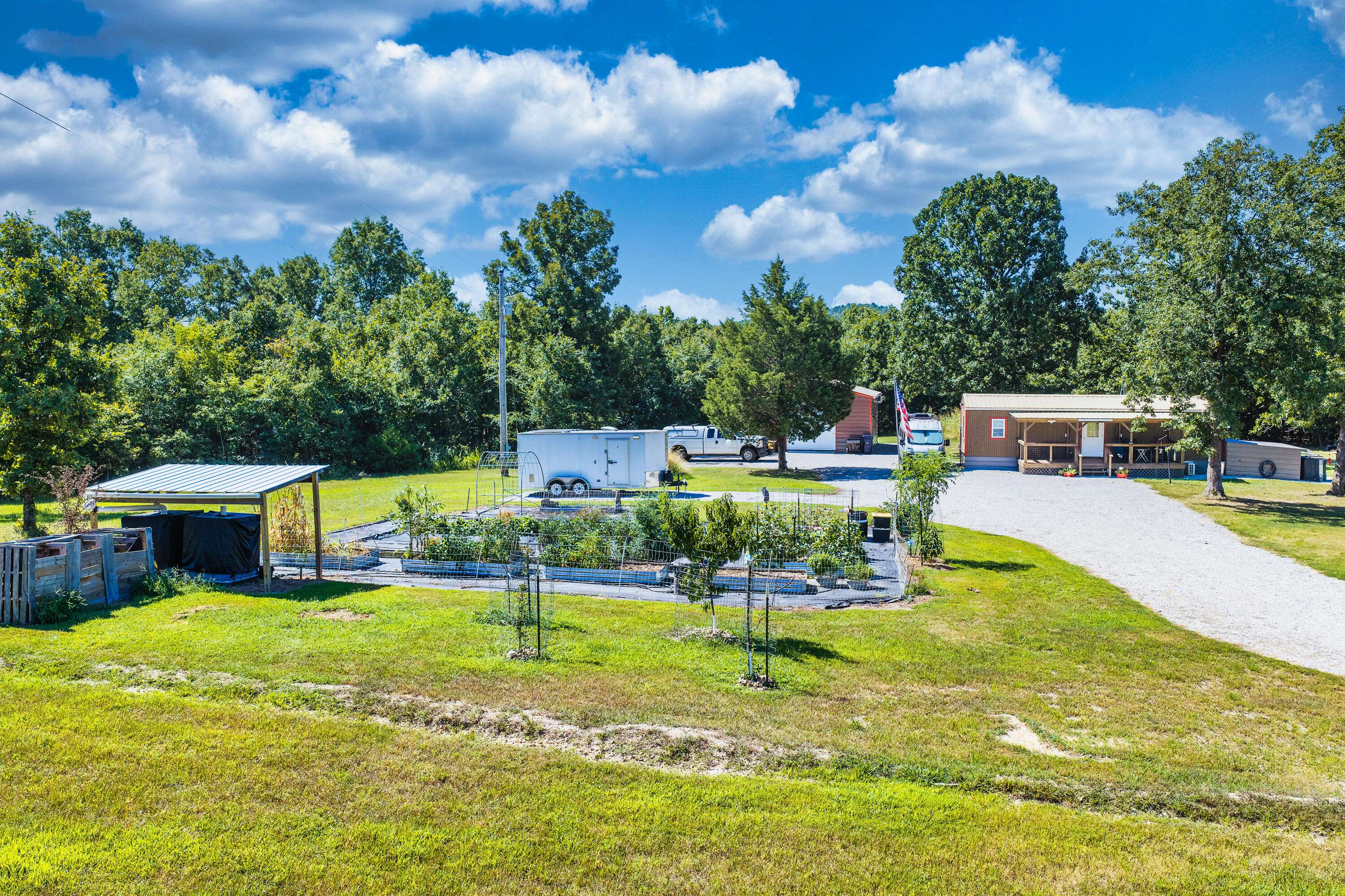 286 County Road 615b, Gainesville, MO 65655