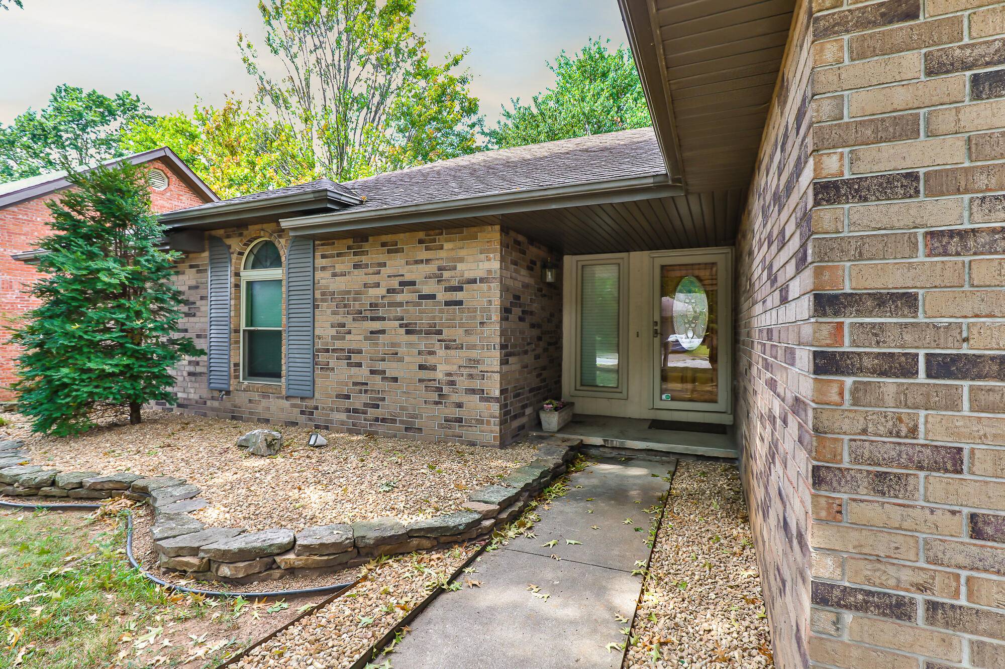 4035 S Parkcrest AVE, Springfield, MO 65810