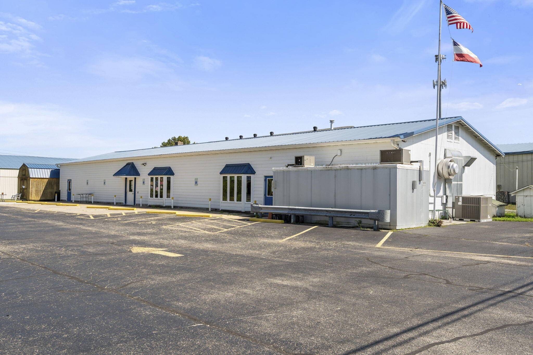 13879 Us-160, Forsyth, MO 65653