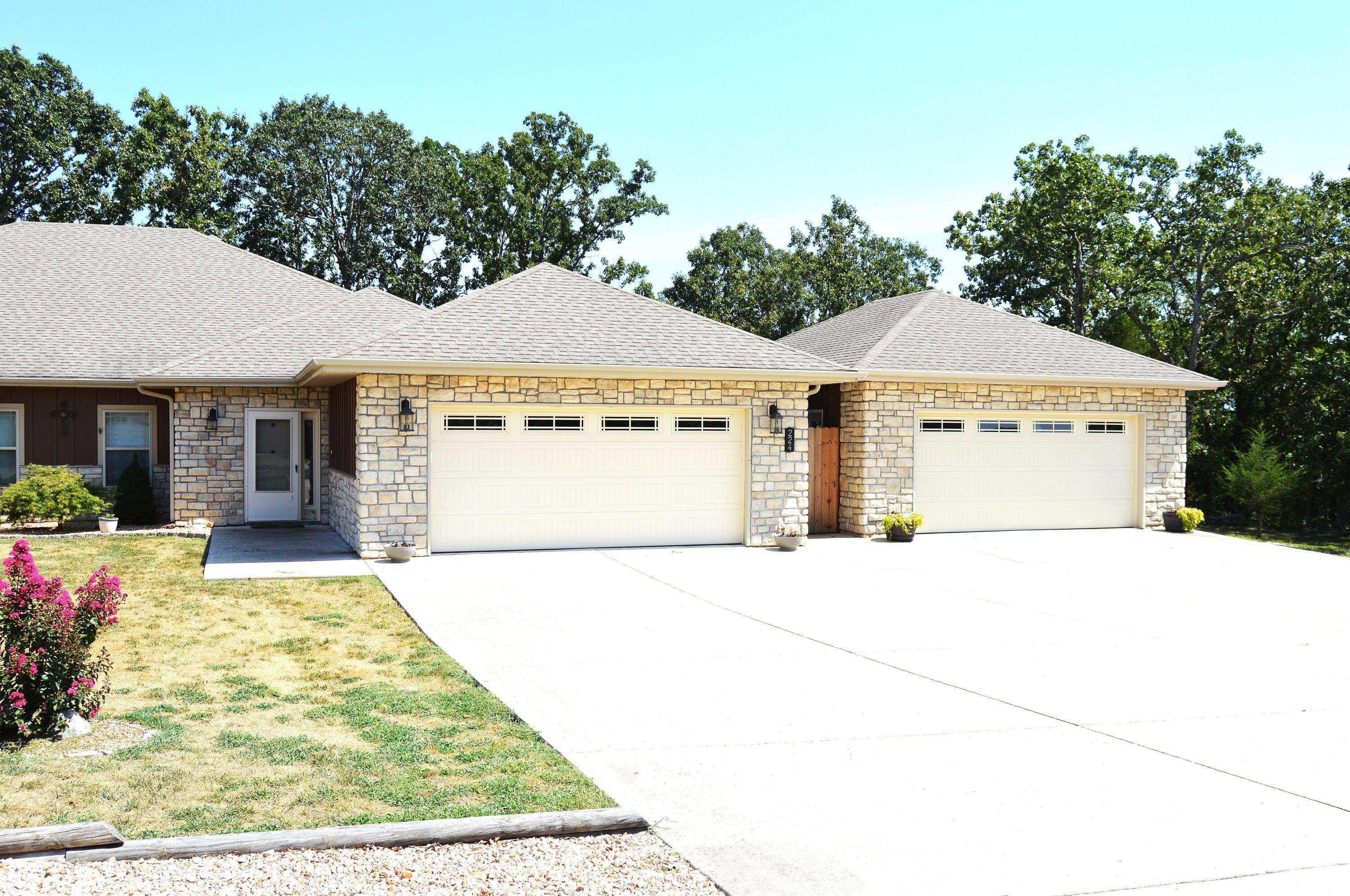 224 Cedar Glade DR, Branson West, MO 65737