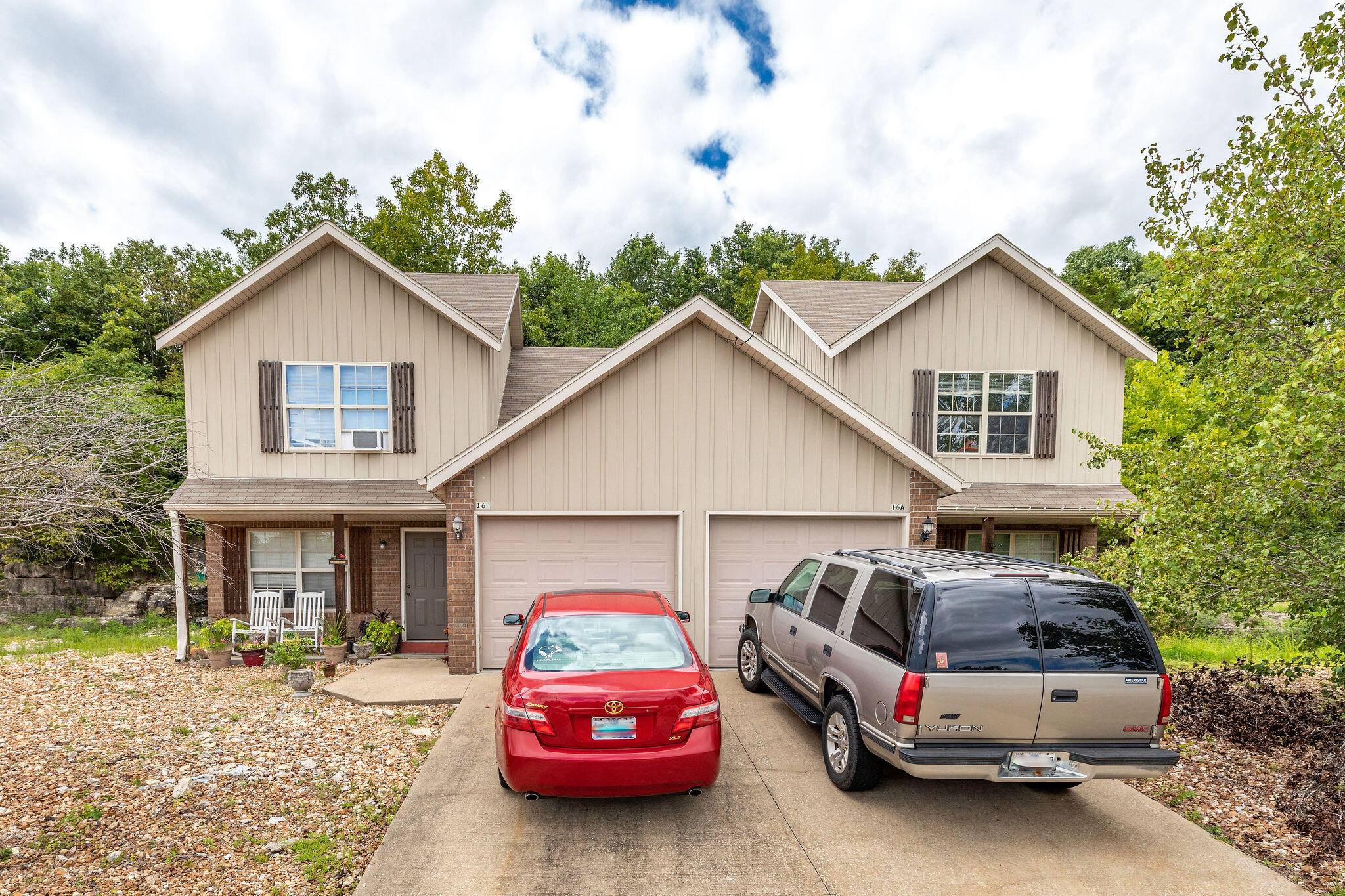16 Lakeshore DR, Kimberling City, MO 65686