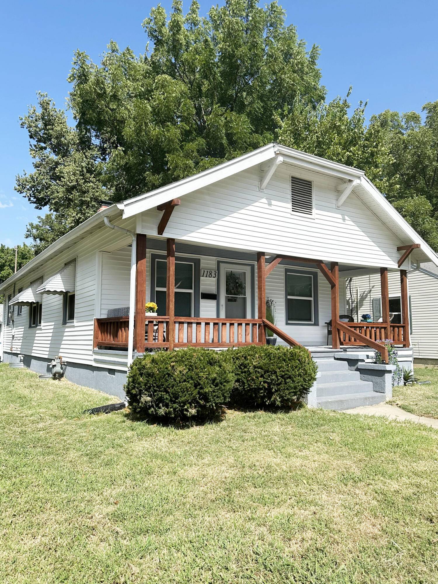 1183 S Pennsylvania AVE, Springfield, MO 65807