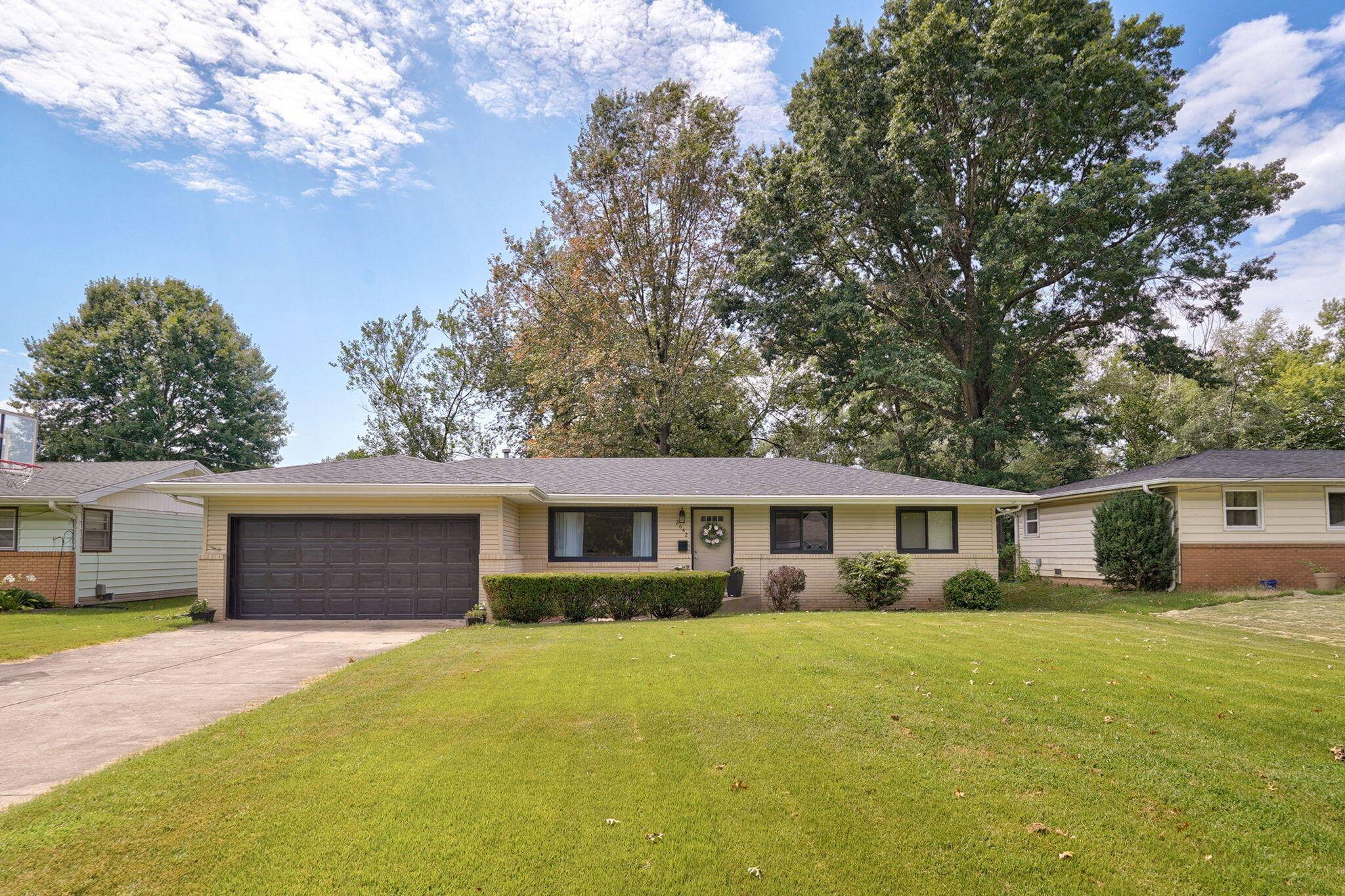 2642 E Lombard ST, Springfield, MO 65802