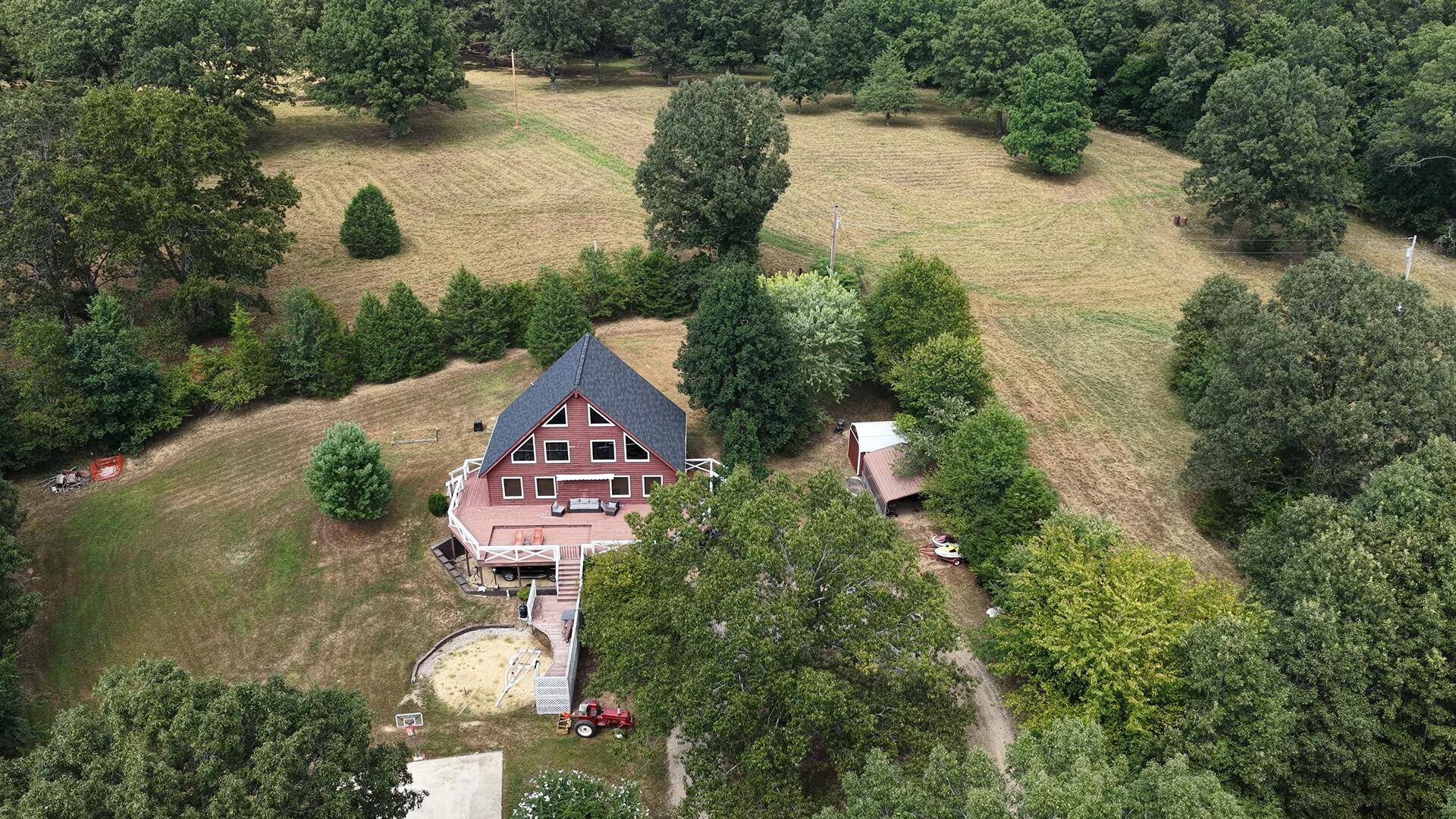 405 Private Road 63-106, Thayer, MO 65791