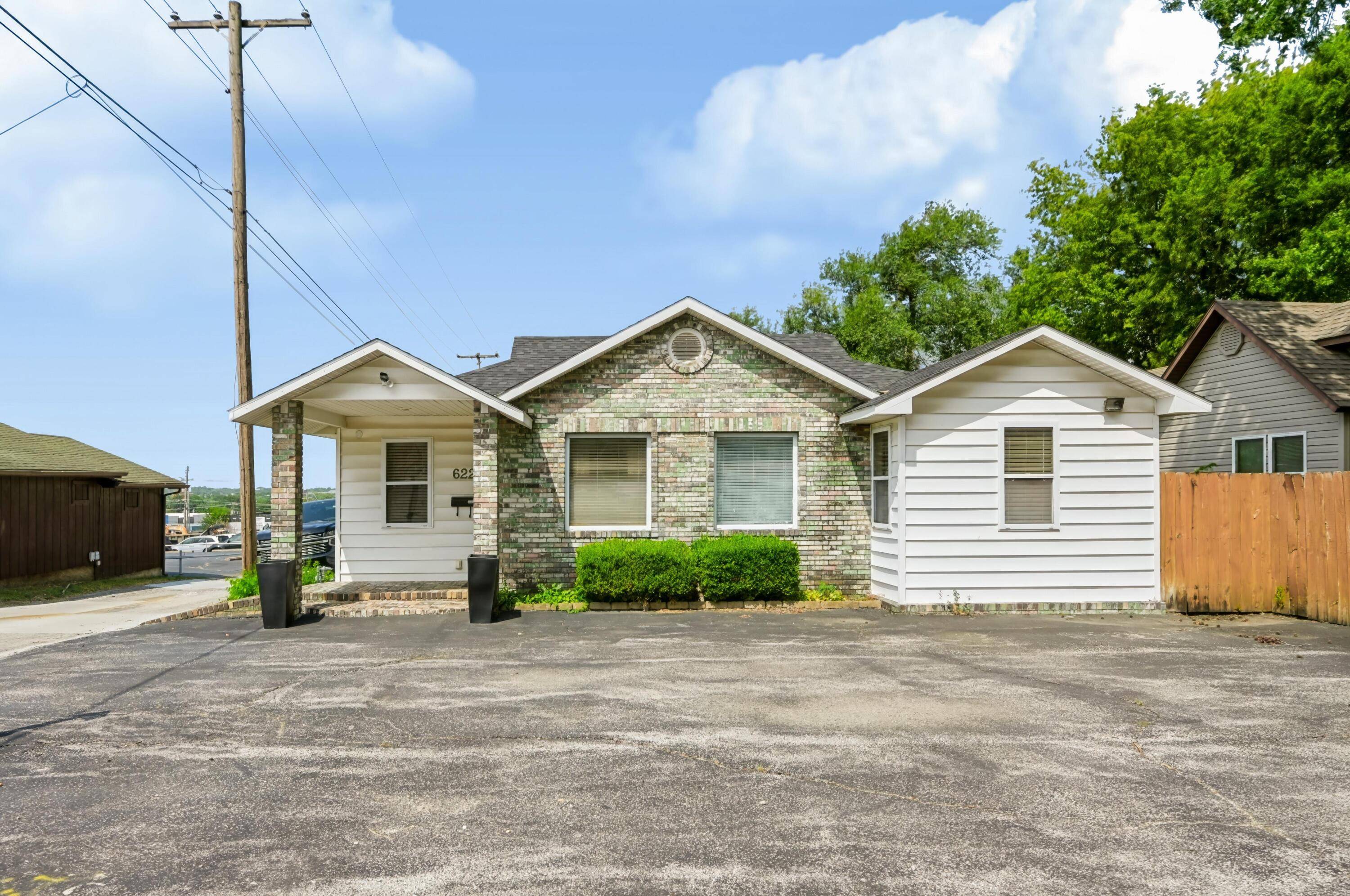 622 S Park AVE, Joplin, MO 64801