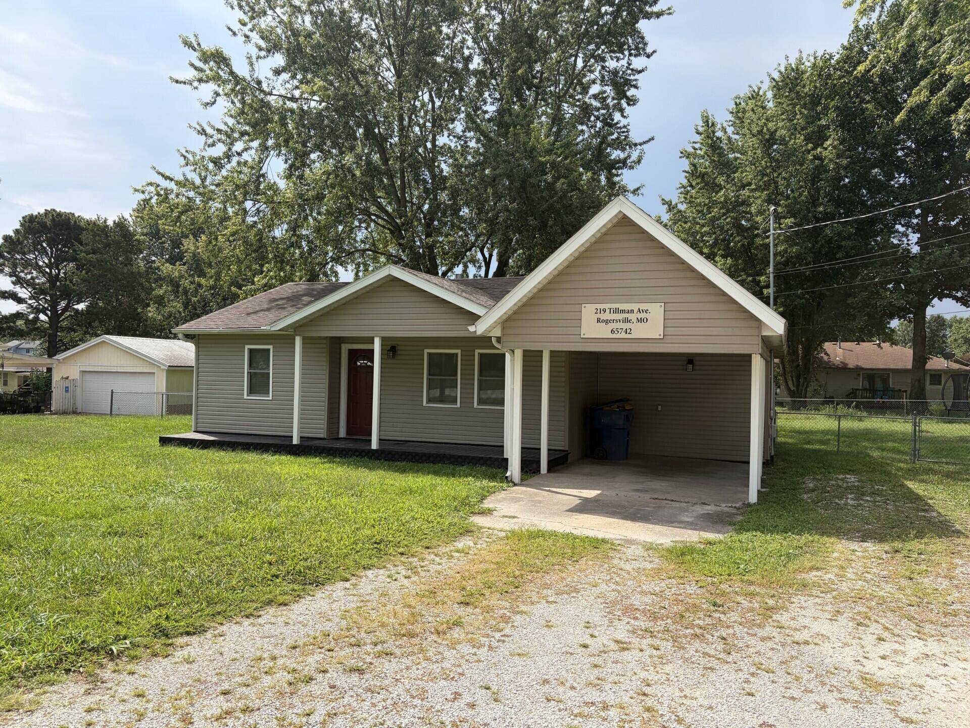 219 Tillman AVE, Rogersville, MO 65742