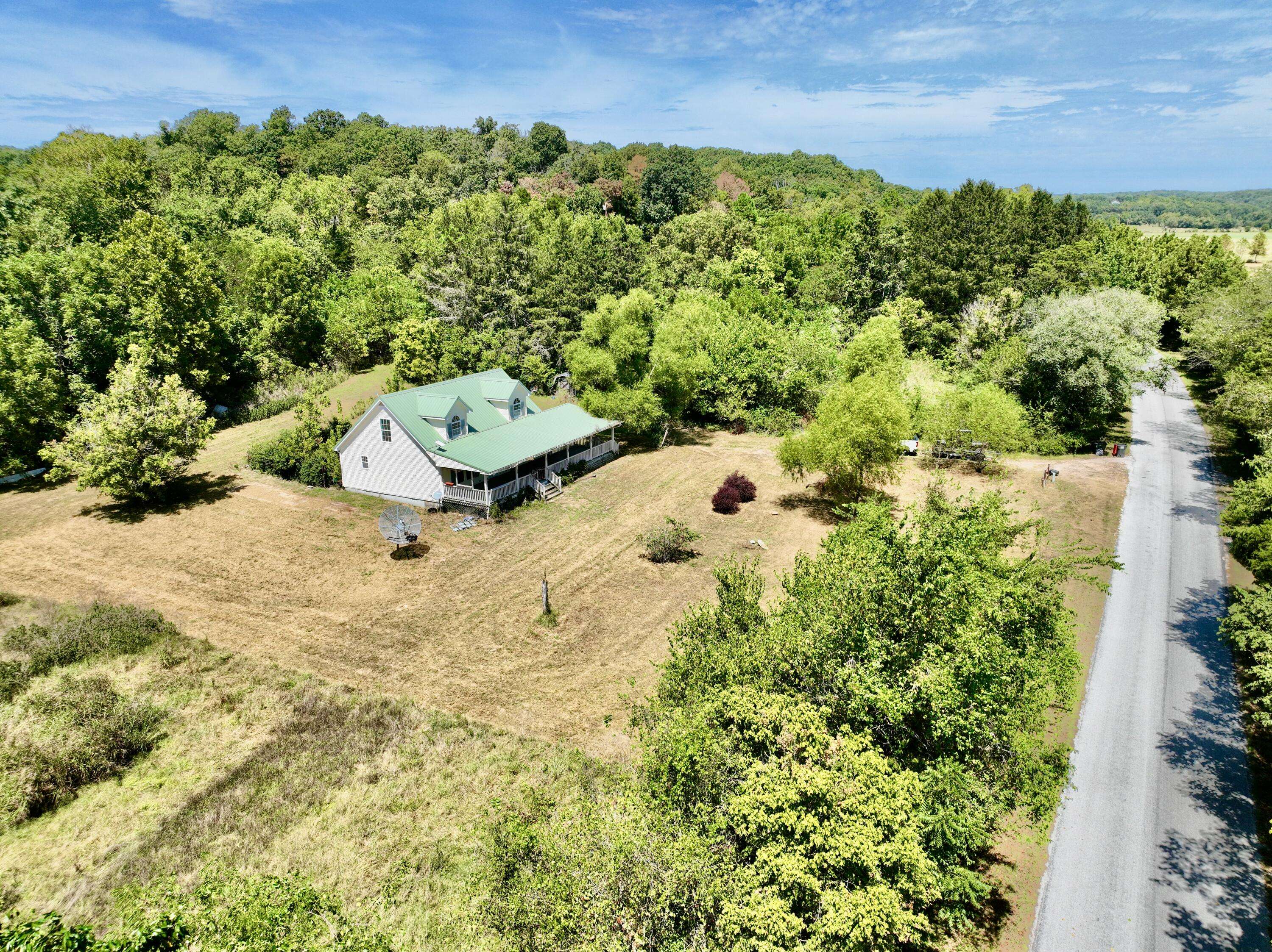 2099 Allison RD, Anderson, MO 64831