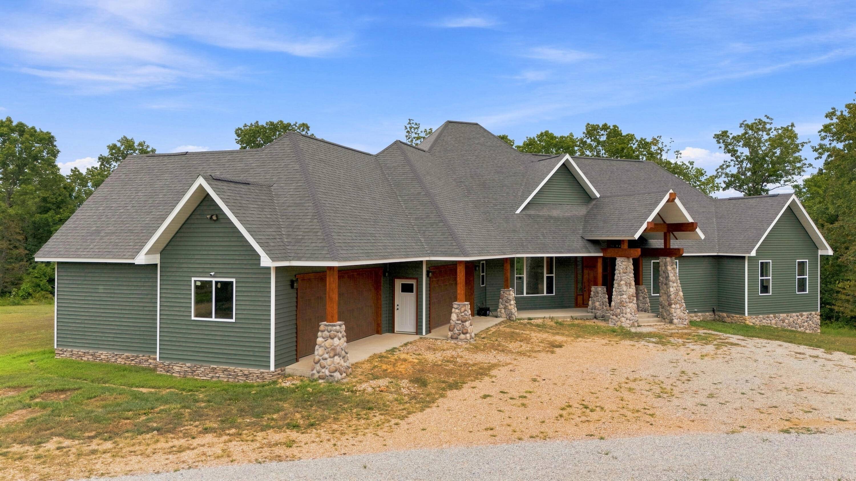 4028 Missouri 17, Pomona, MO 65789
