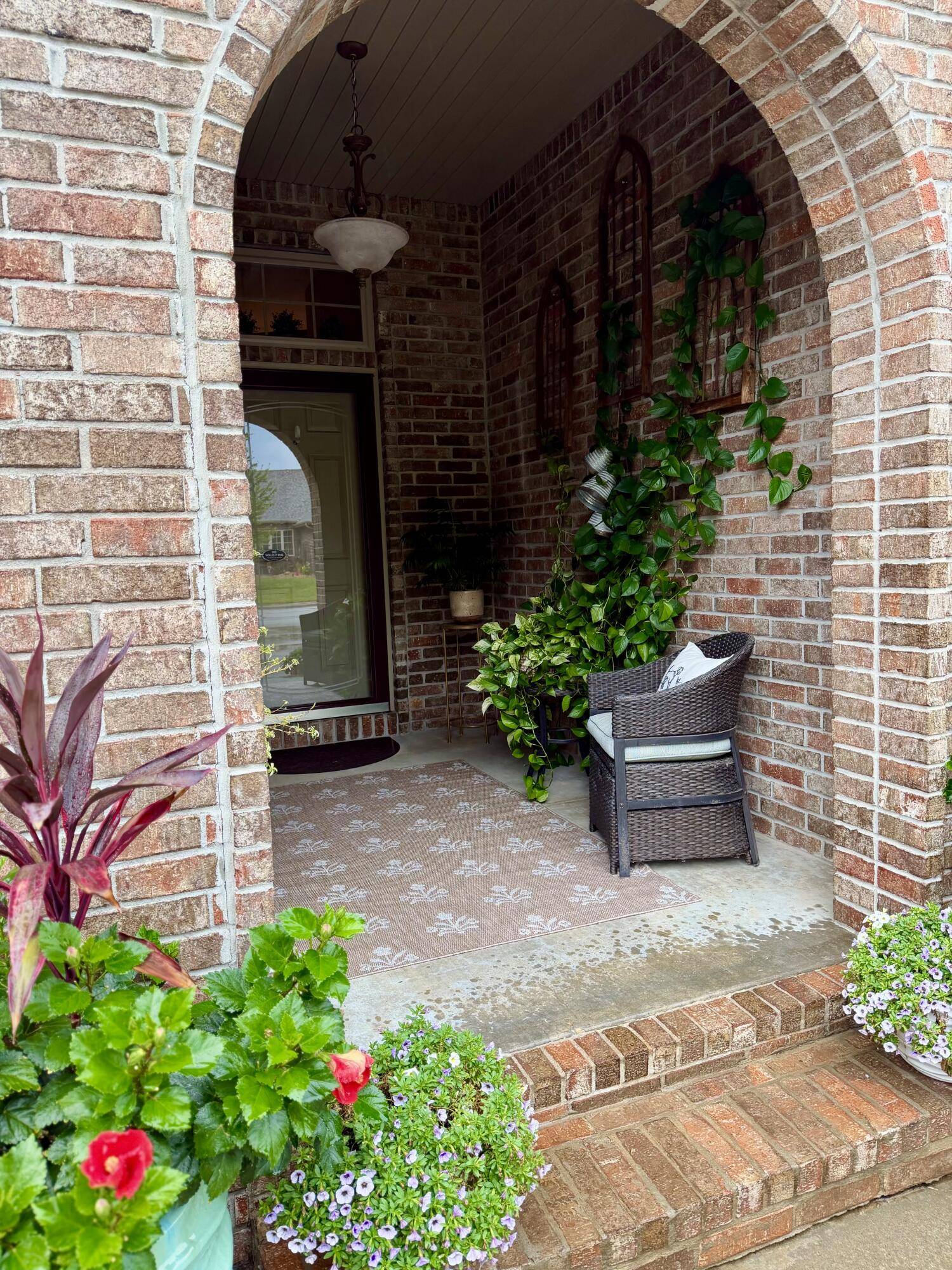 1003 N 23rd AVE, Ozark, MO 65721