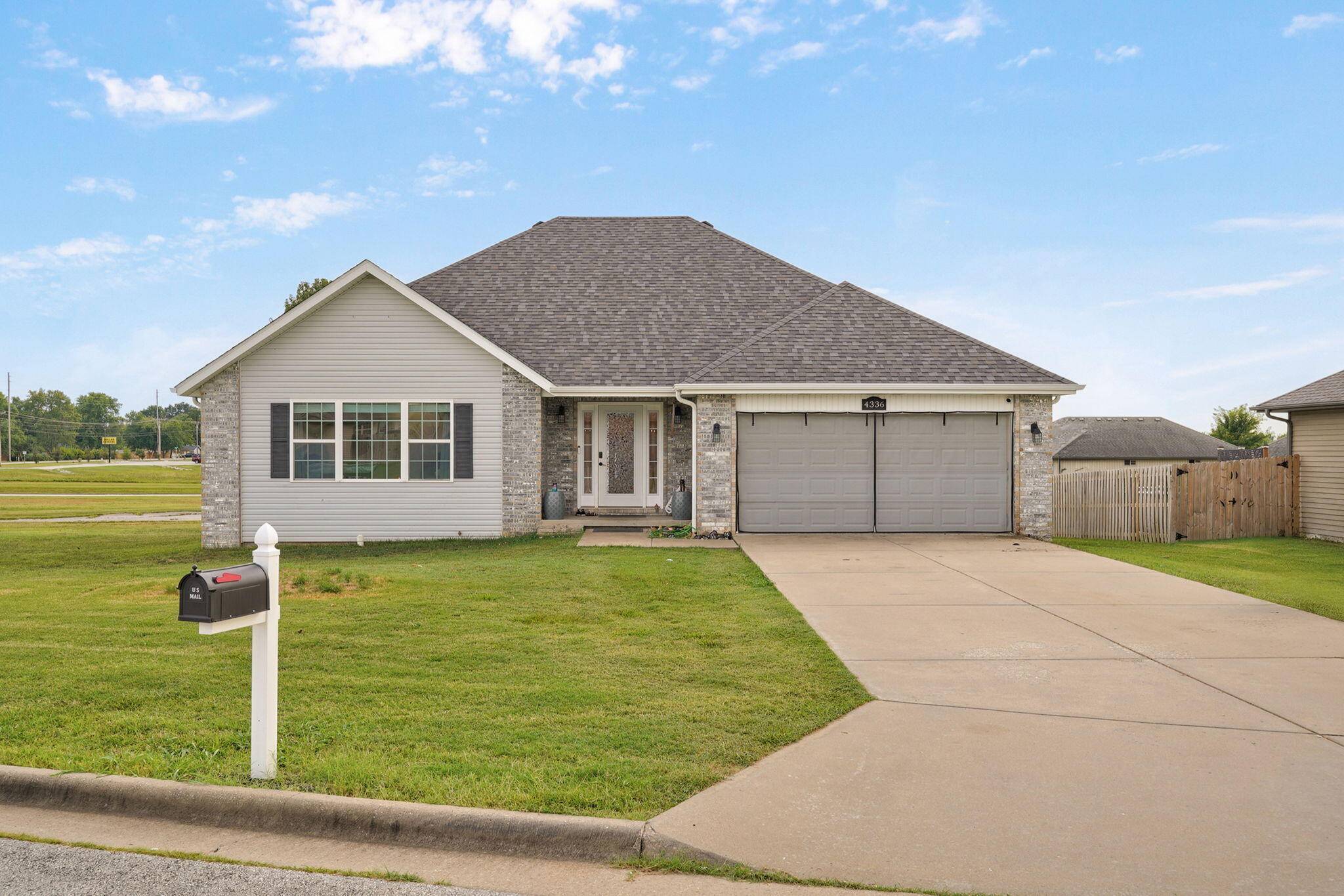 4336 W 1st ST, Battlefield, MO 65619