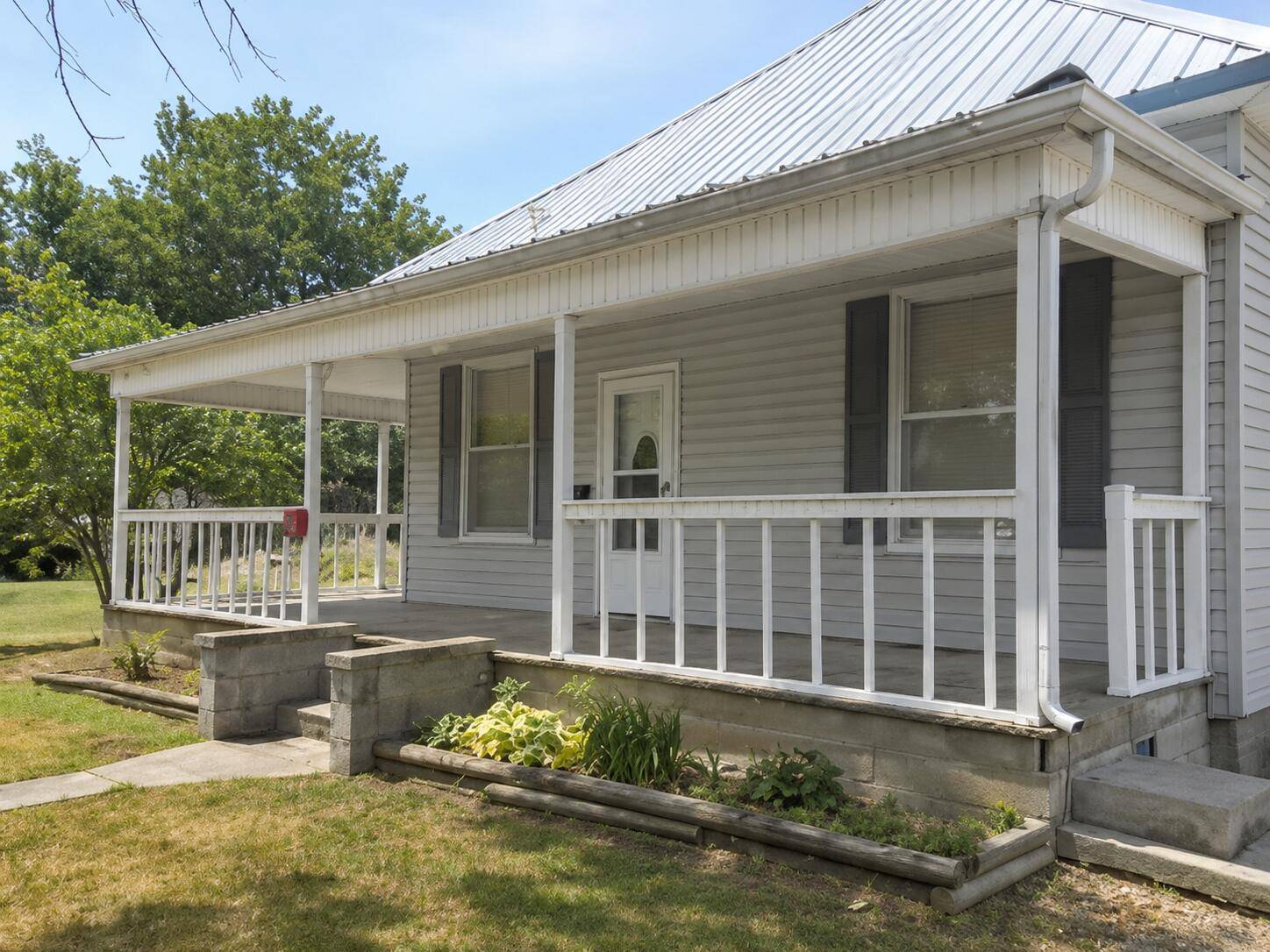 117 N Main ST, Greenfield, MO 65661