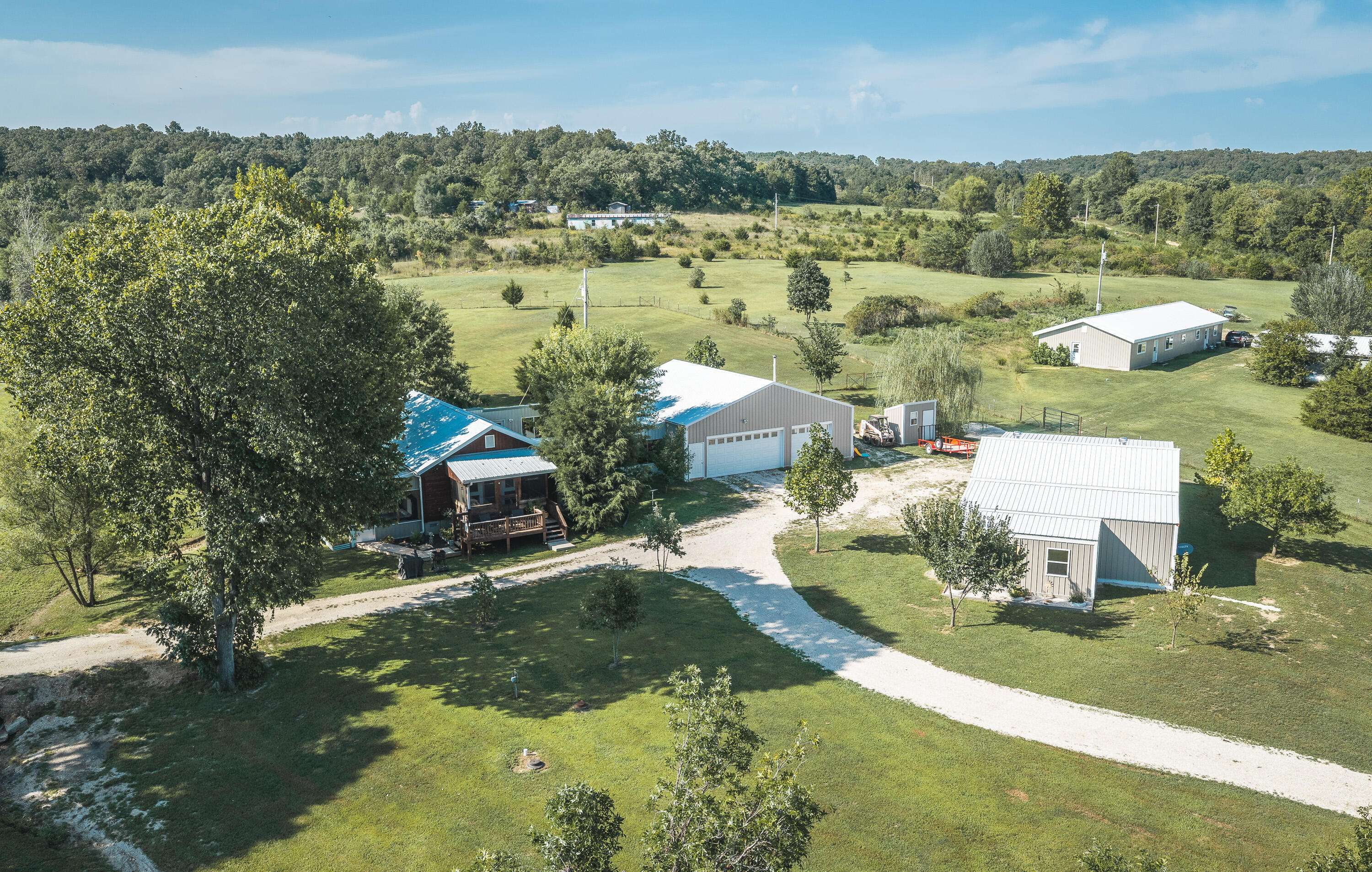 81 Meadowlark RD, Brumley, MO 65017