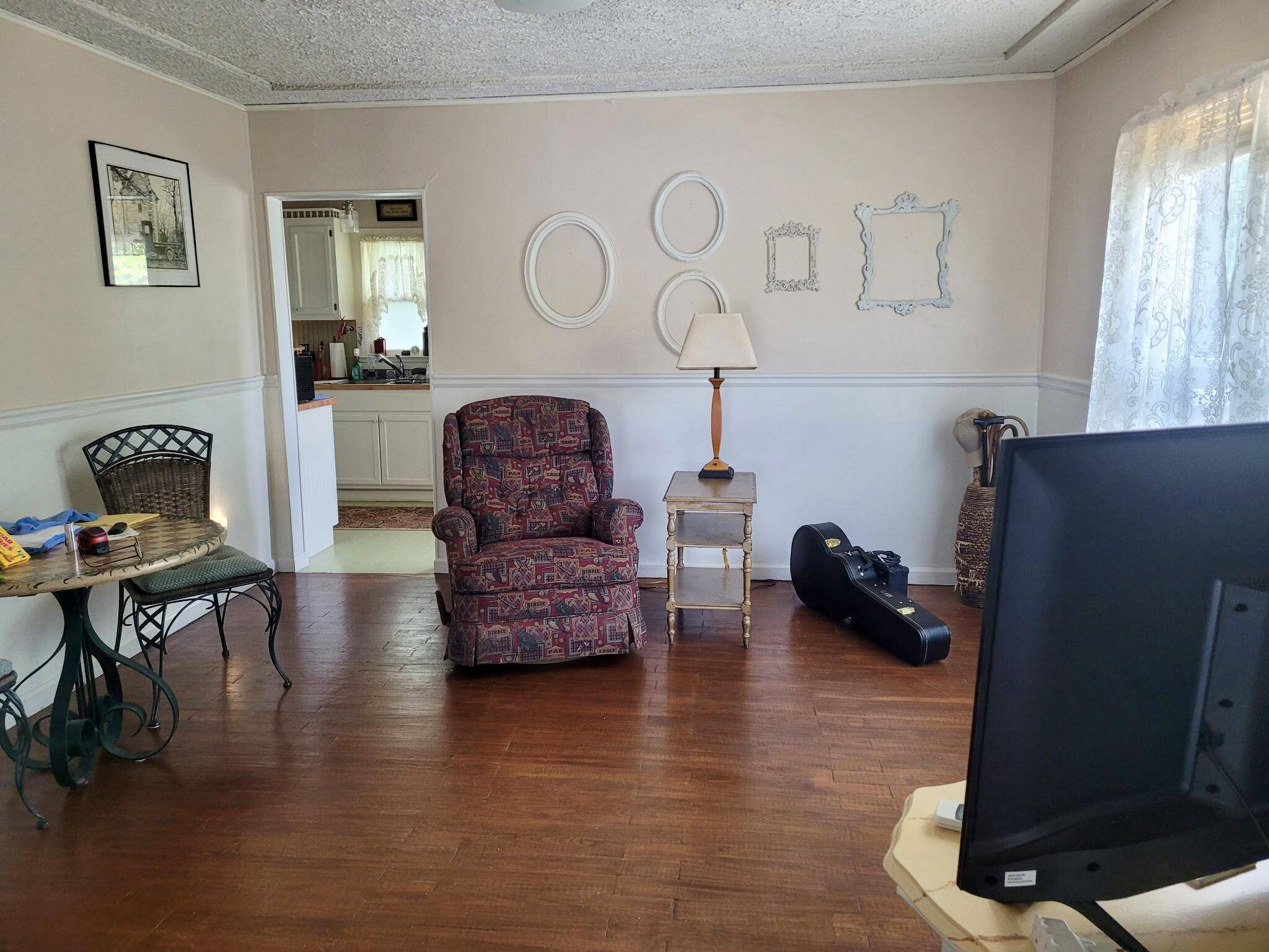 611 Spruce ST, Thayer, MO 65791
