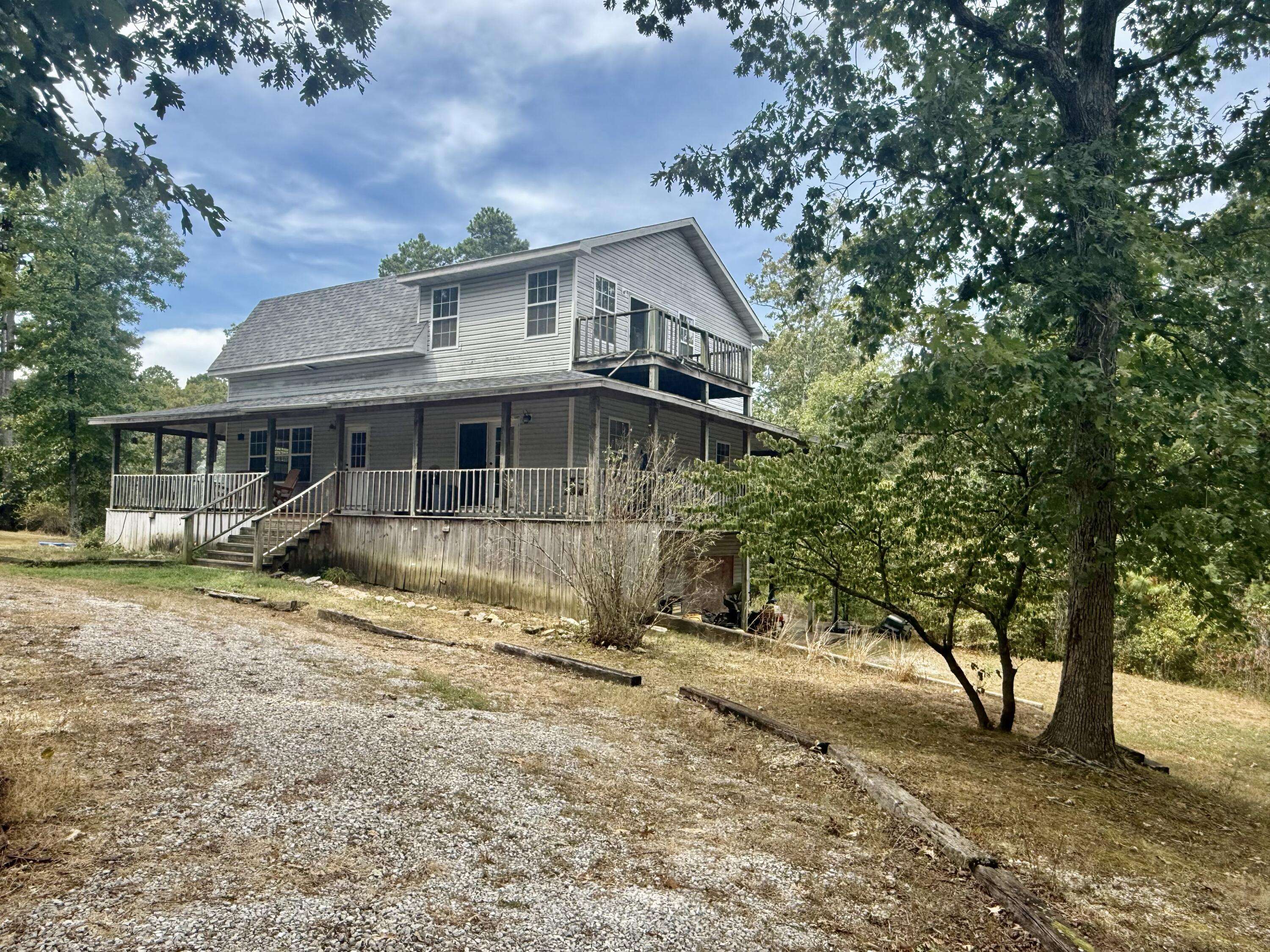 8083 Illinois RD, Houston, MO 65483