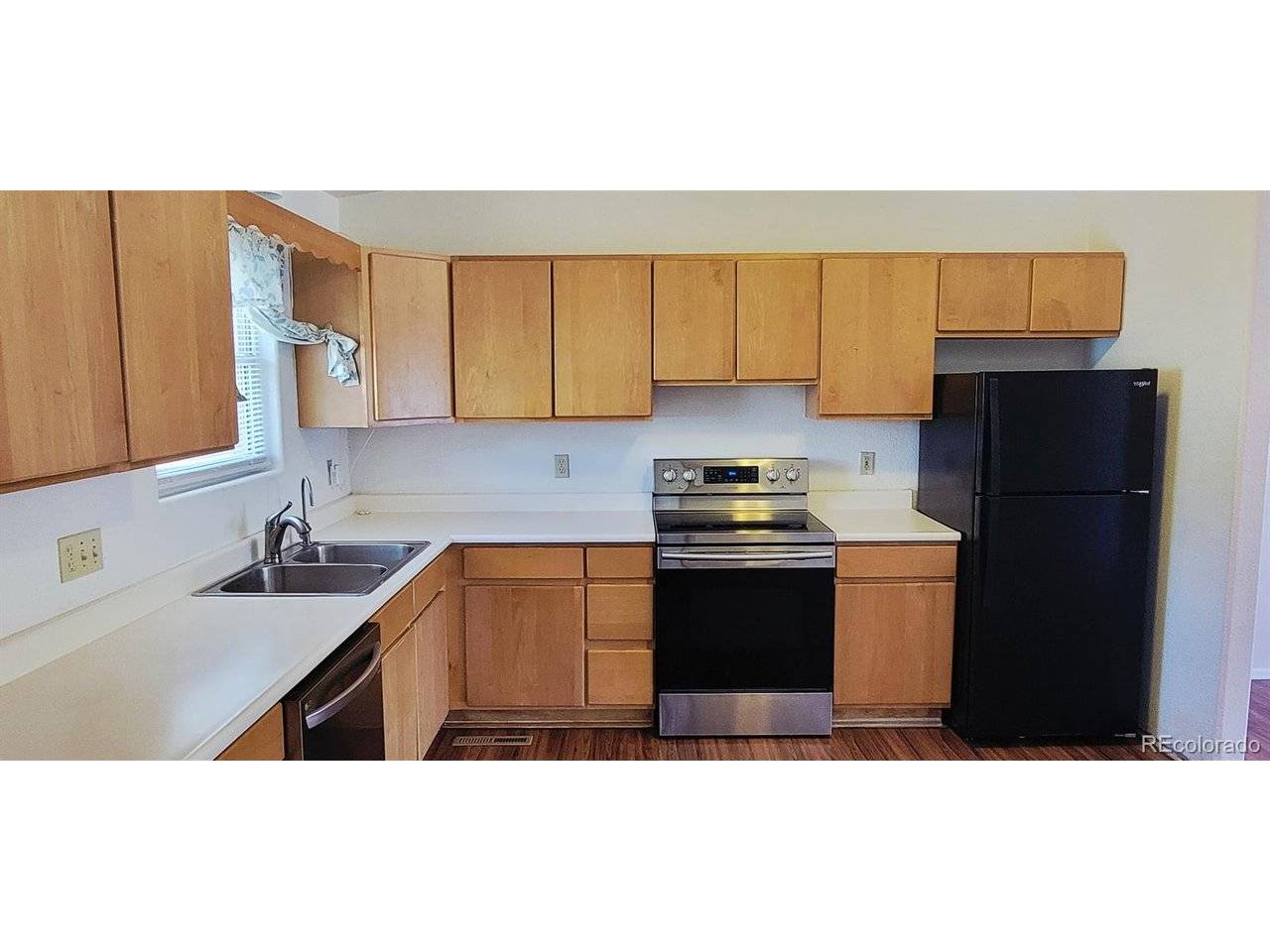 526 Barnes, La Junta, CO 81050