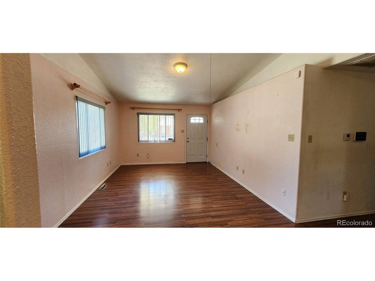 526 Barnes, La Junta, CO 81050