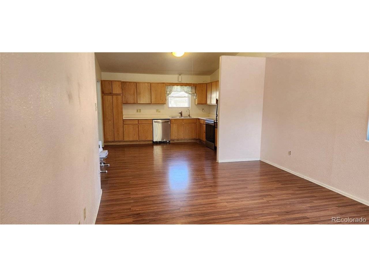 526 Barnes, La Junta, CO 81050