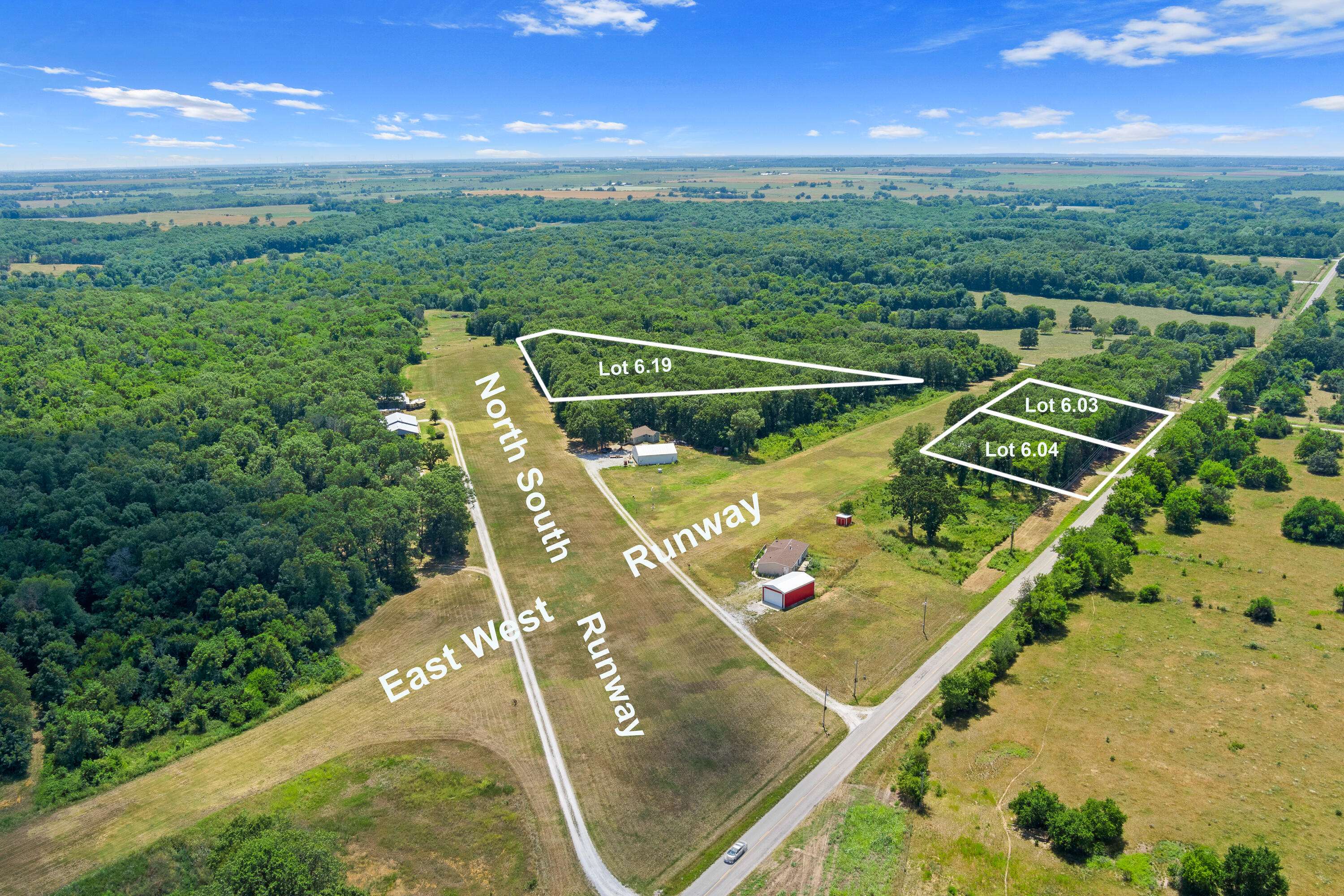 000 Woodfield LN, Greenfield, MO 65661