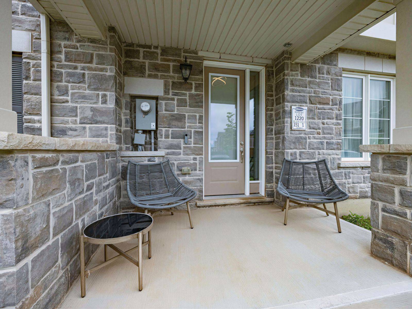 1537 Moira CRES, Milton, ON L9E 1Y1